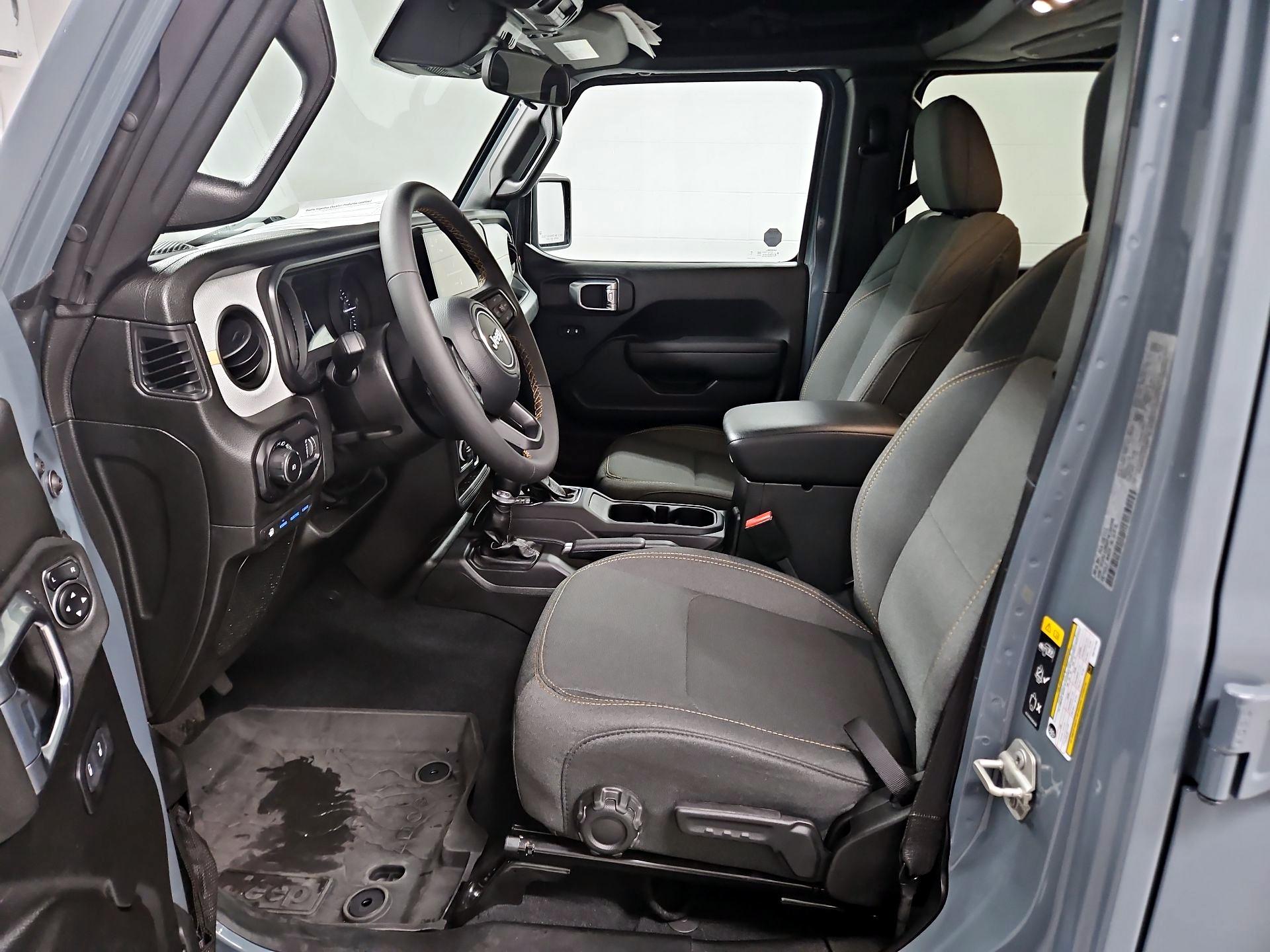Thumbnail: 2024 Jeep Wrangler - 11