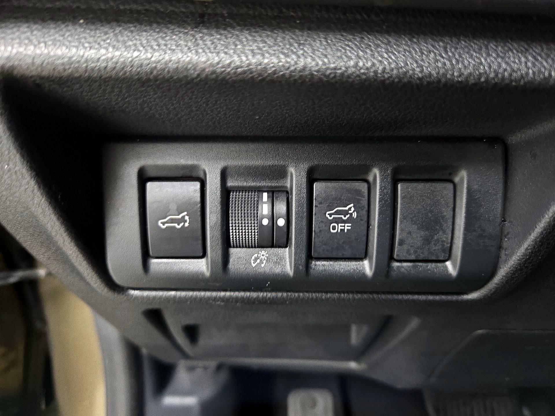 Thumbnail: 2020 Subaru Outback - 13