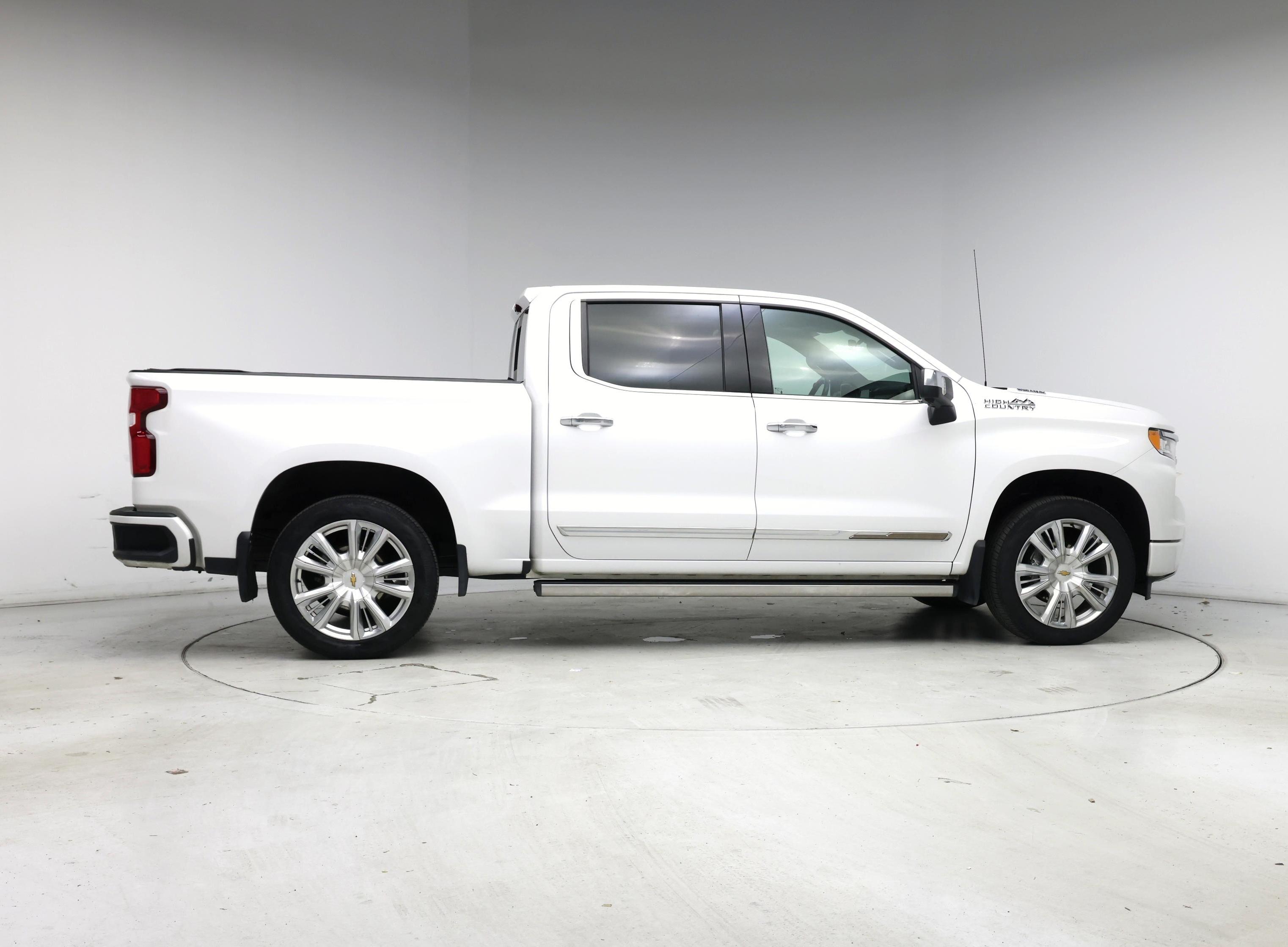 Thumbnail: 2022 Chevrolet Silverado 1500 - 7