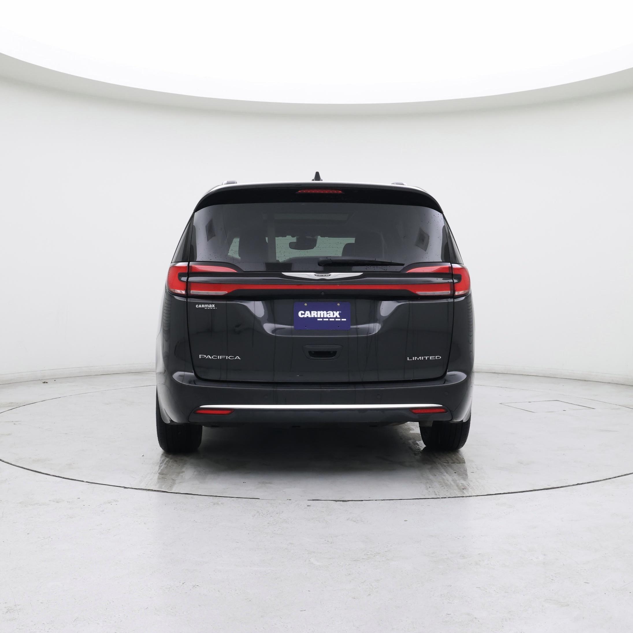 Thumbnail: 2023 Chrysler Pacifica - 6