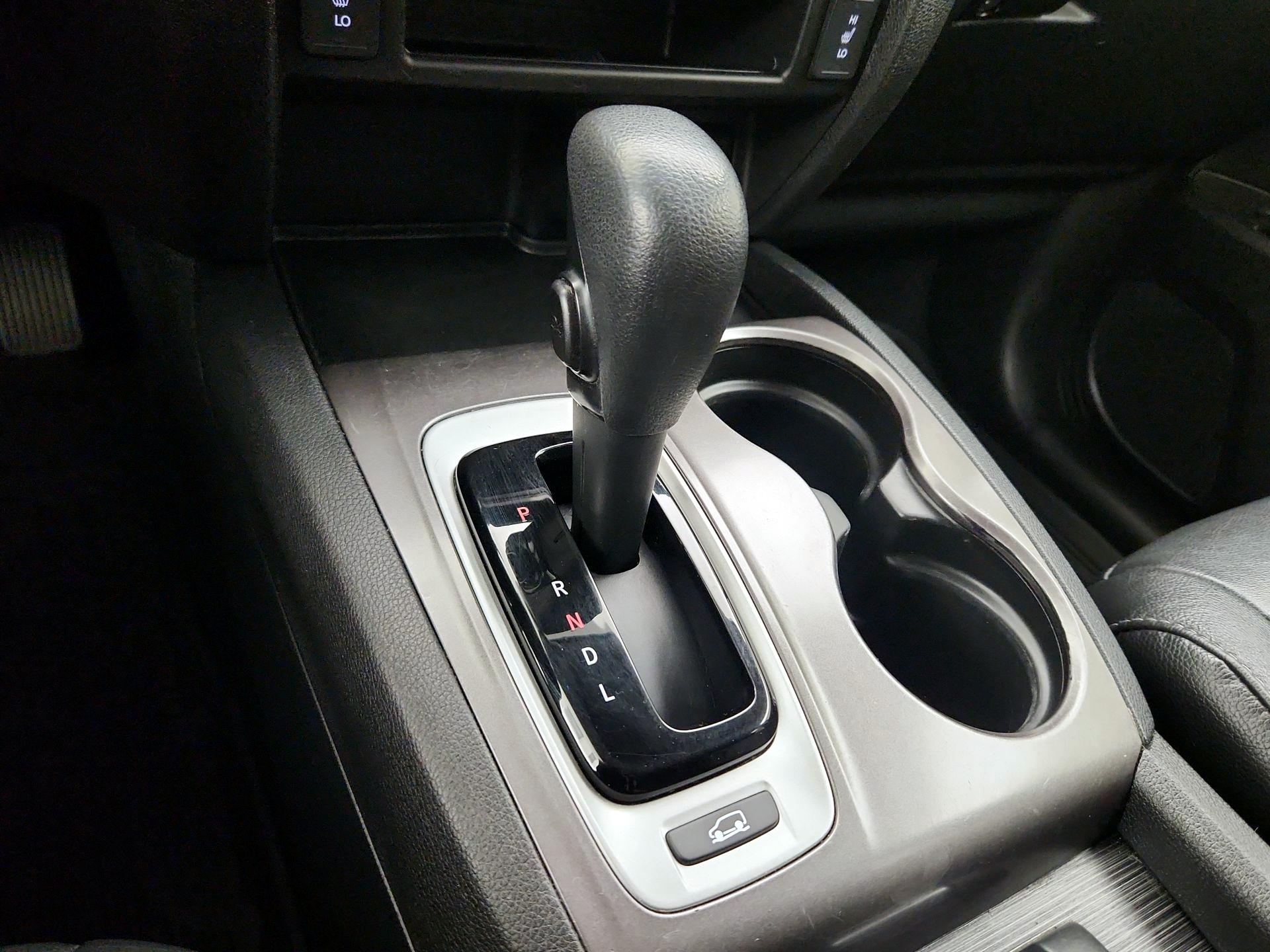 Thumbnail: 2017 Honda Pilot - 17