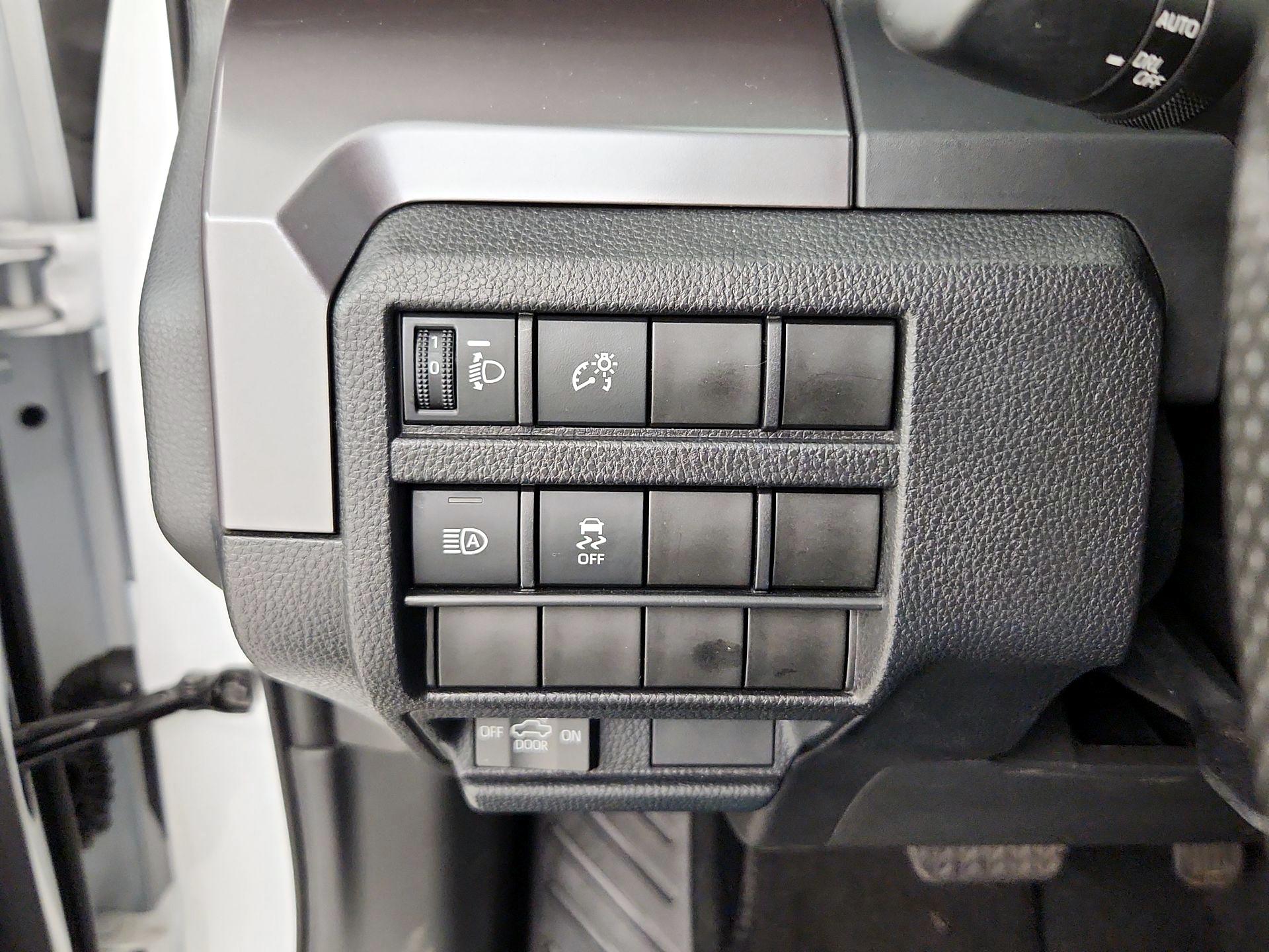 Thumbnail: 2025 Toyota Tacoma - 13