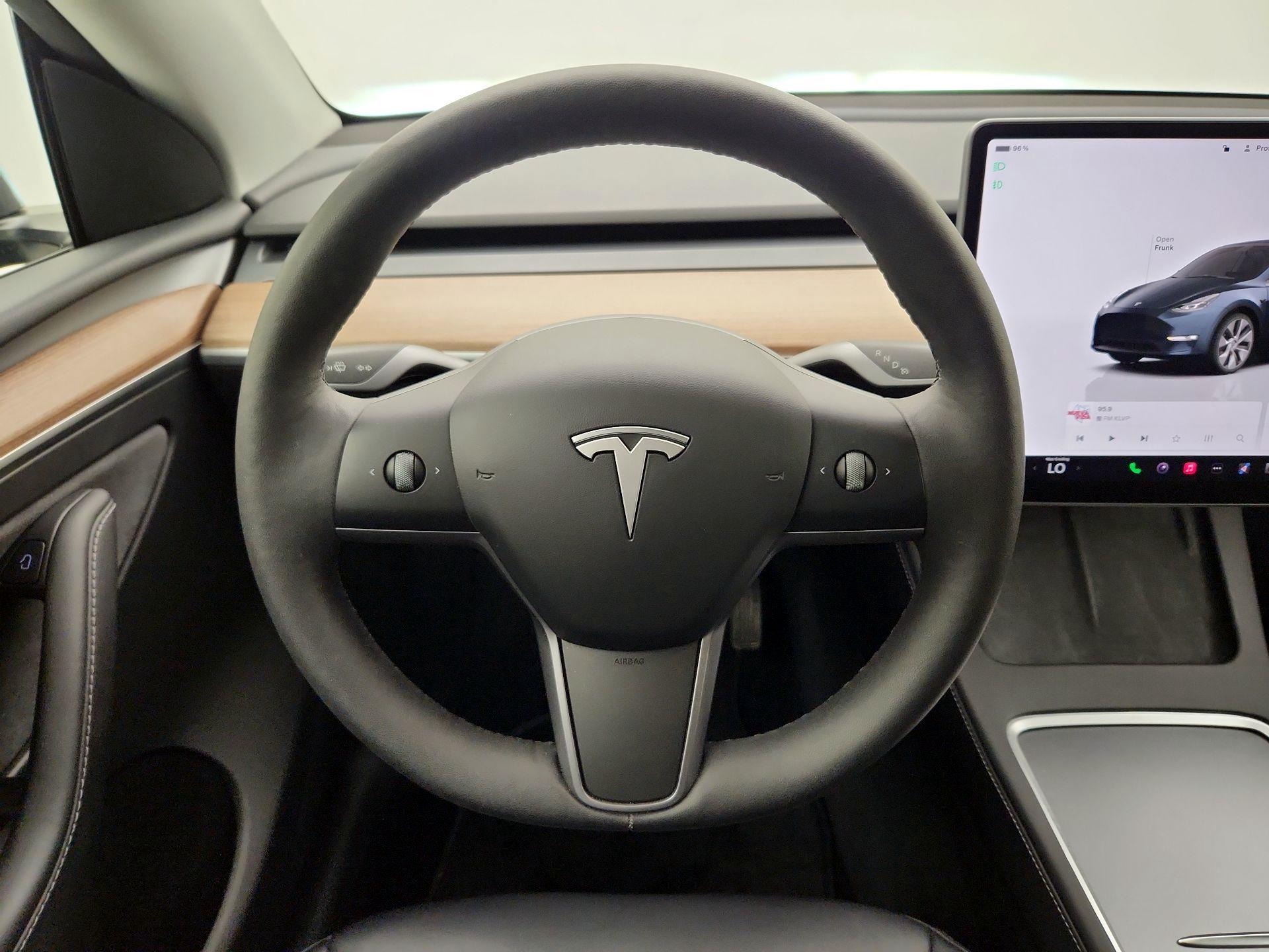 Thumbnail: 2024 Tesla Model Y - 10