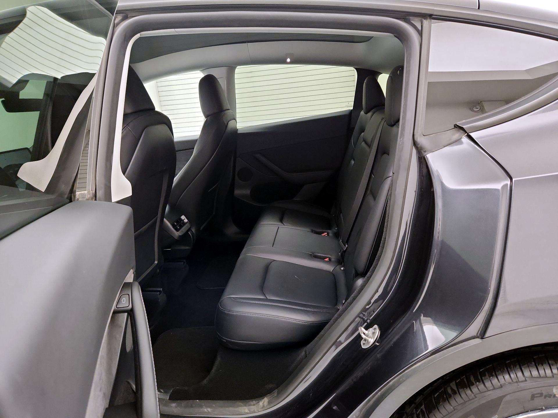 Thumbnail: 2024 Tesla Model Y - 19