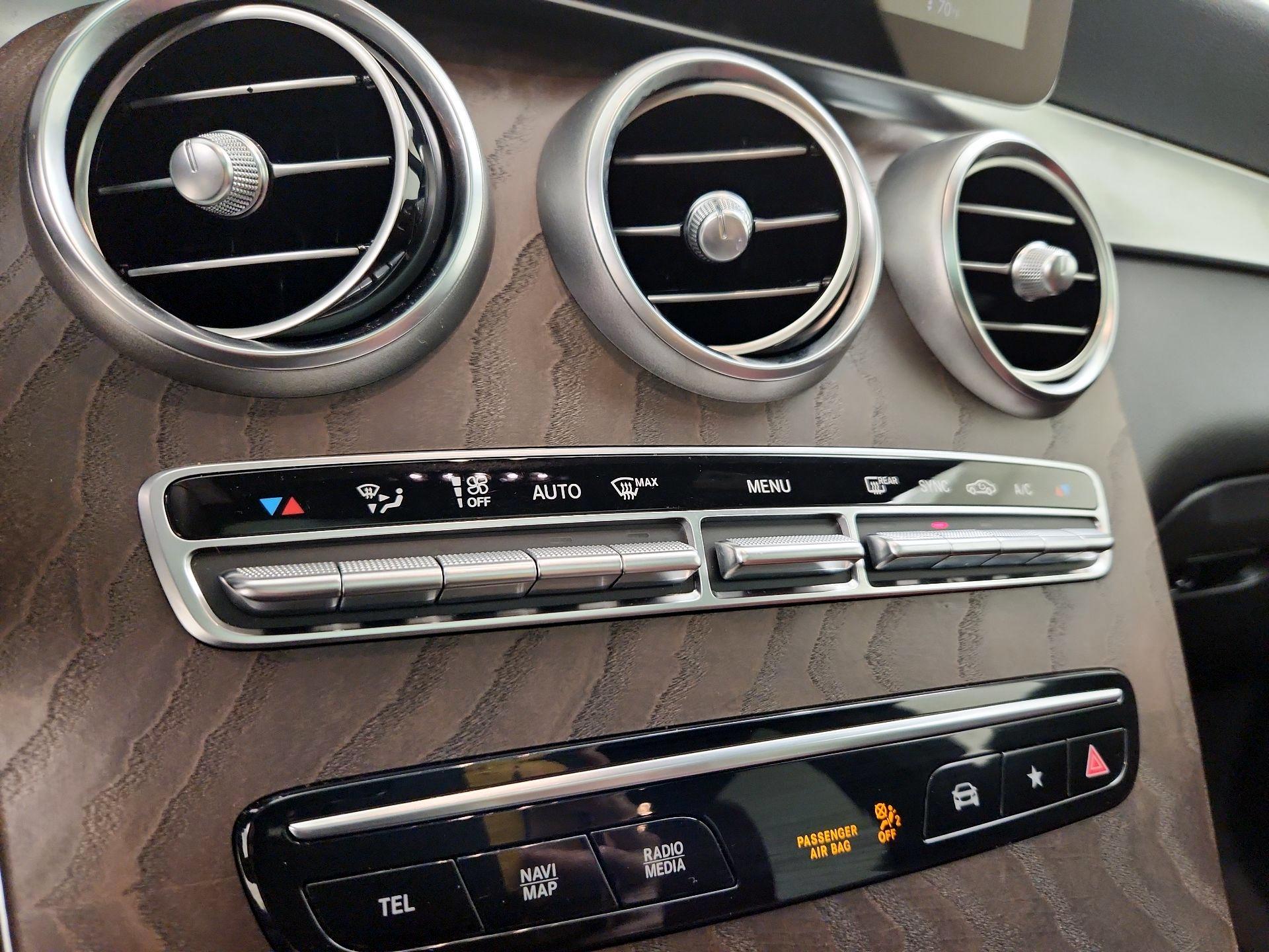 Thumbnail: 2020 Mercedes-Benz GLC - 16