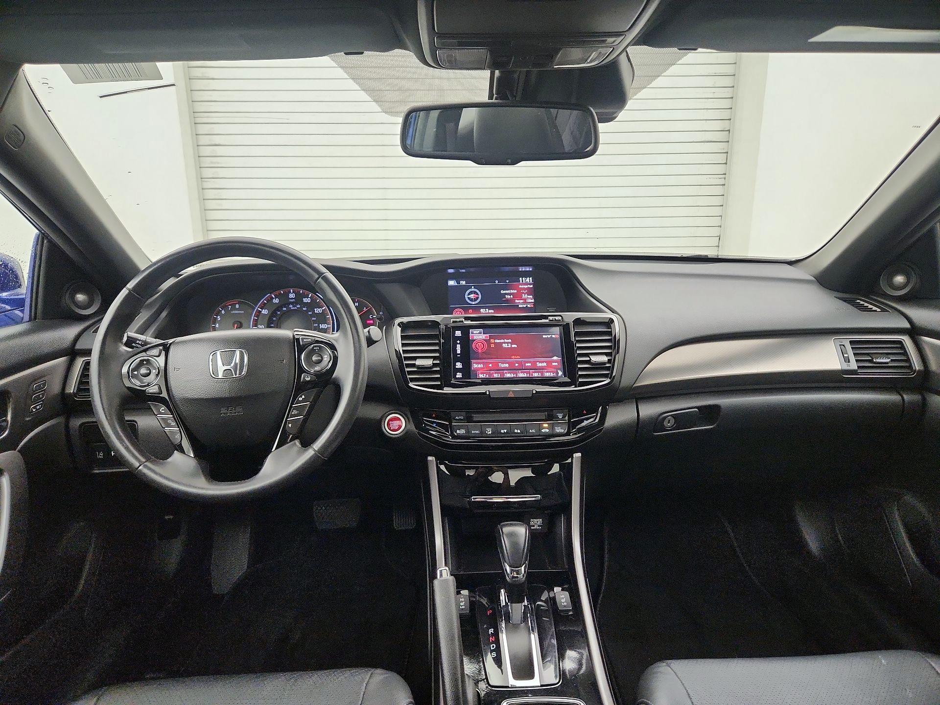 Thumbnail: 2017 Honda Accord - 9