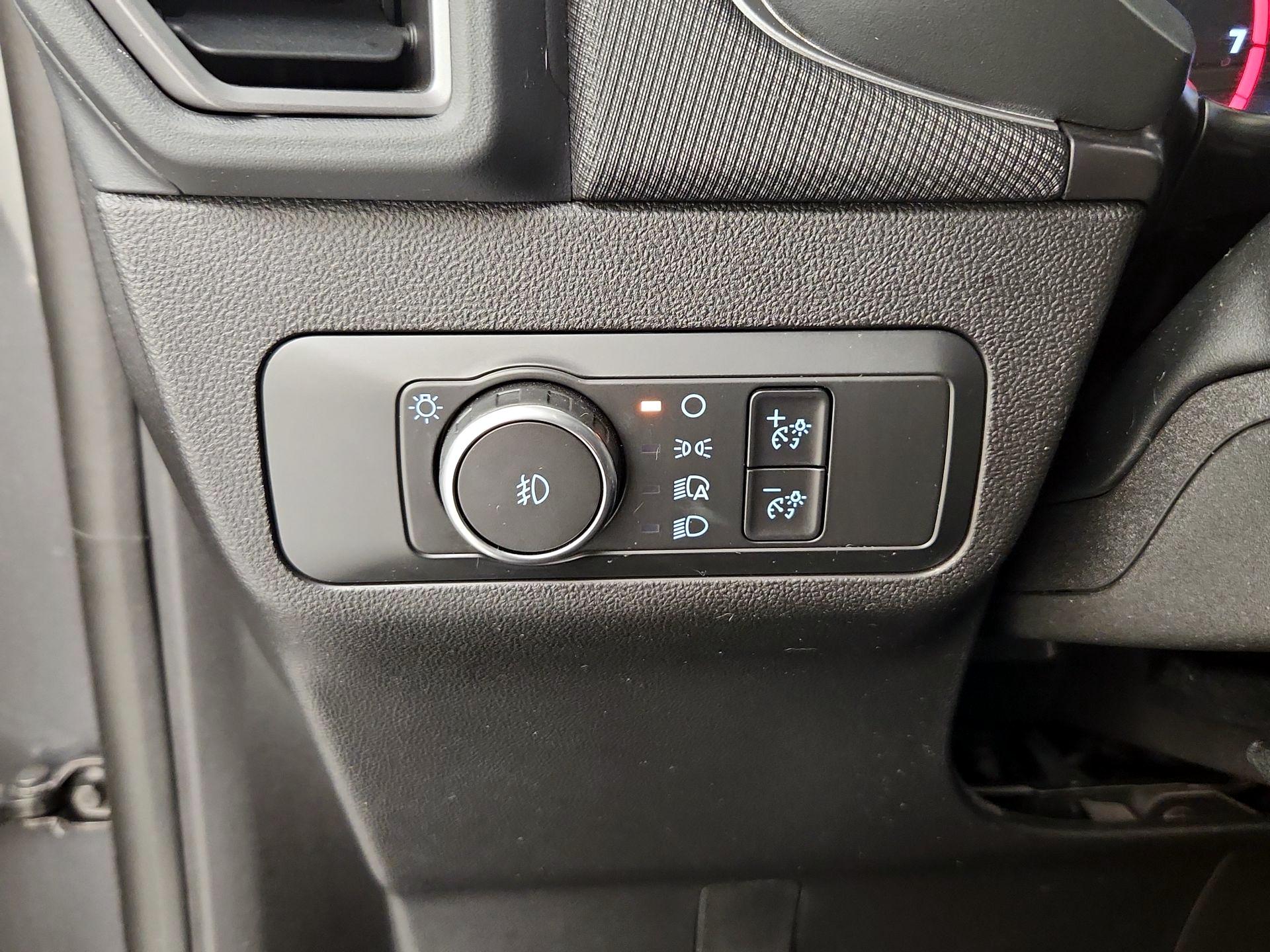 Thumbnail: 2022 Ford Bronco Sport - 13