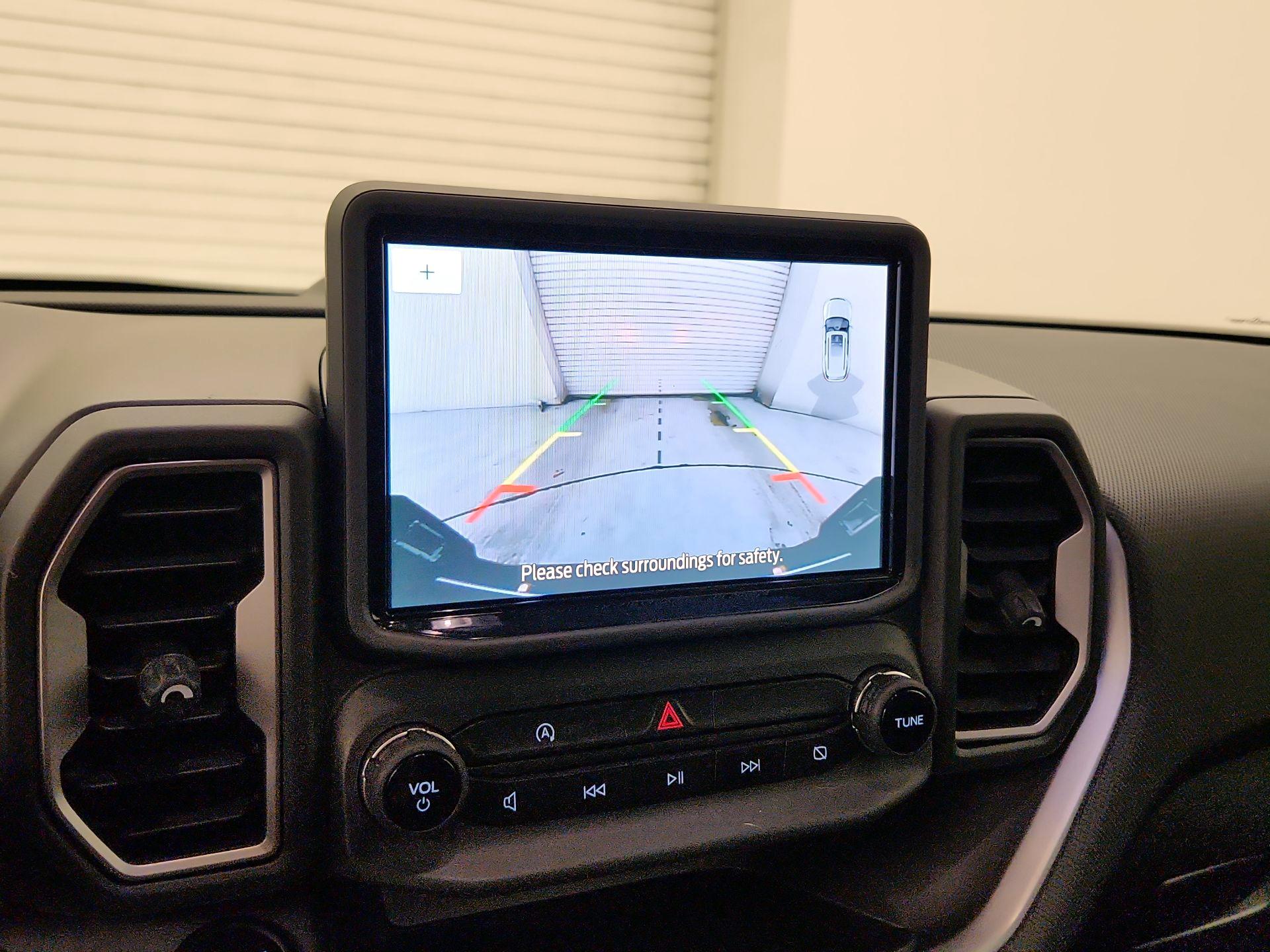 Thumbnail: 2022 Ford Bronco Sport - 15