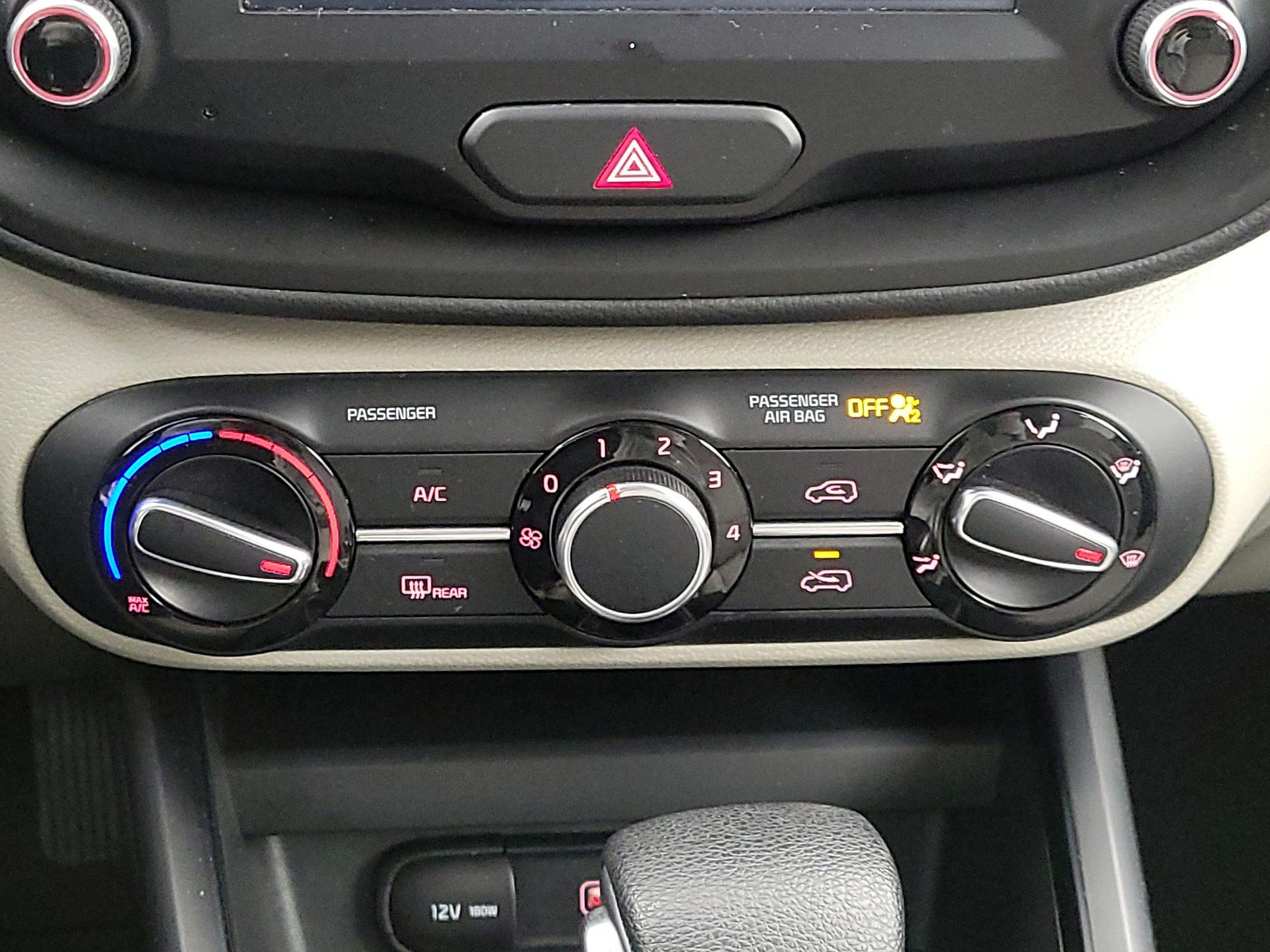 Thumbnail: 2020 Kia Soul - 16