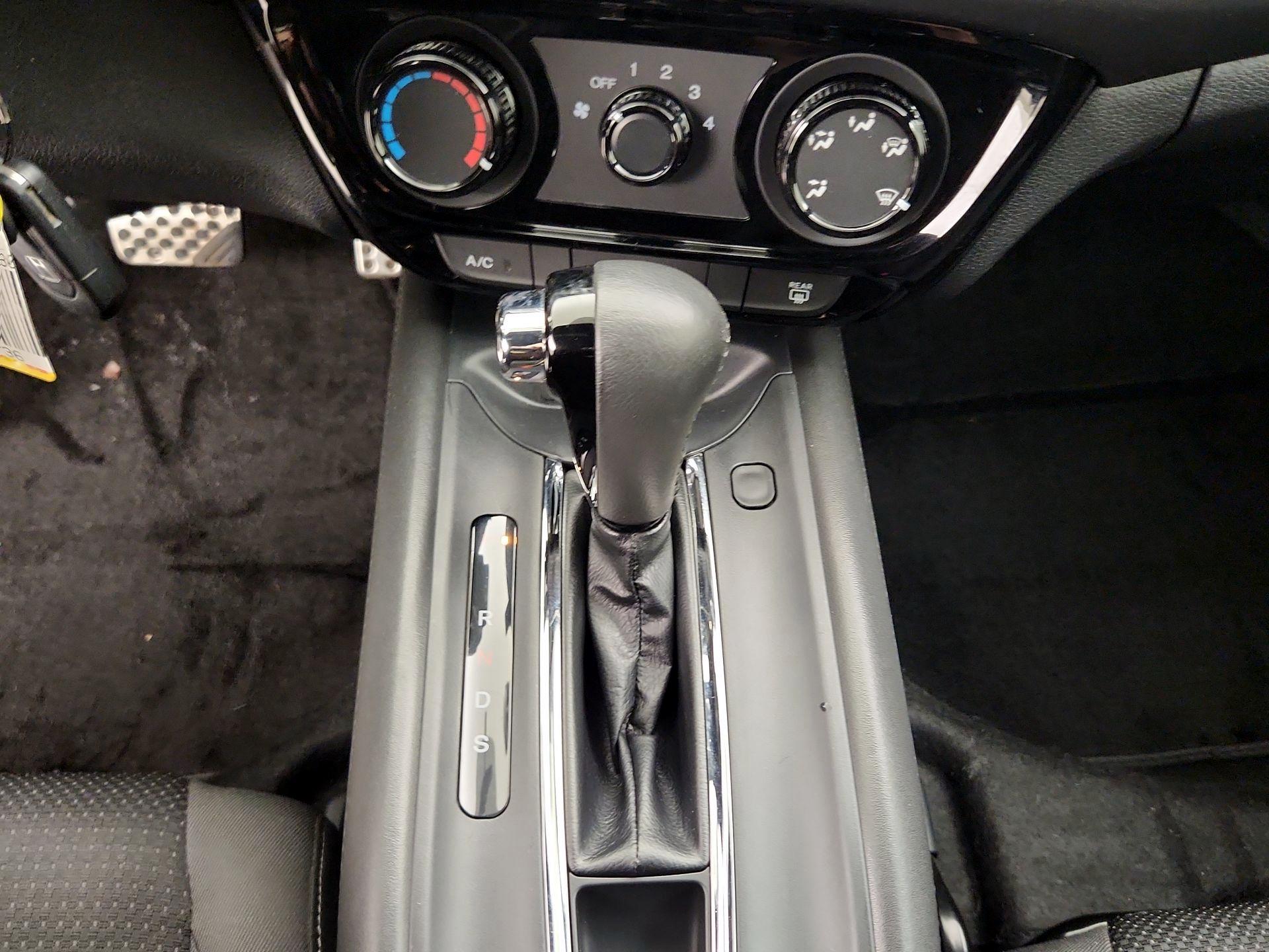 Thumbnail: 2021 Honda HR-V - 17