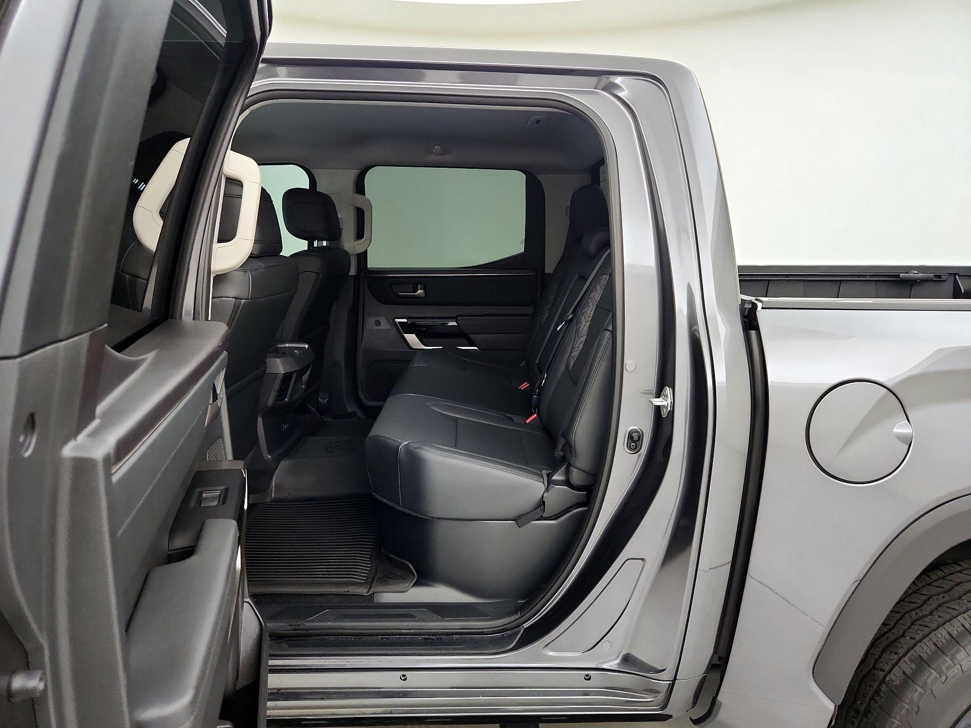 Thumbnail: 2024 Toyota Tundra - 19