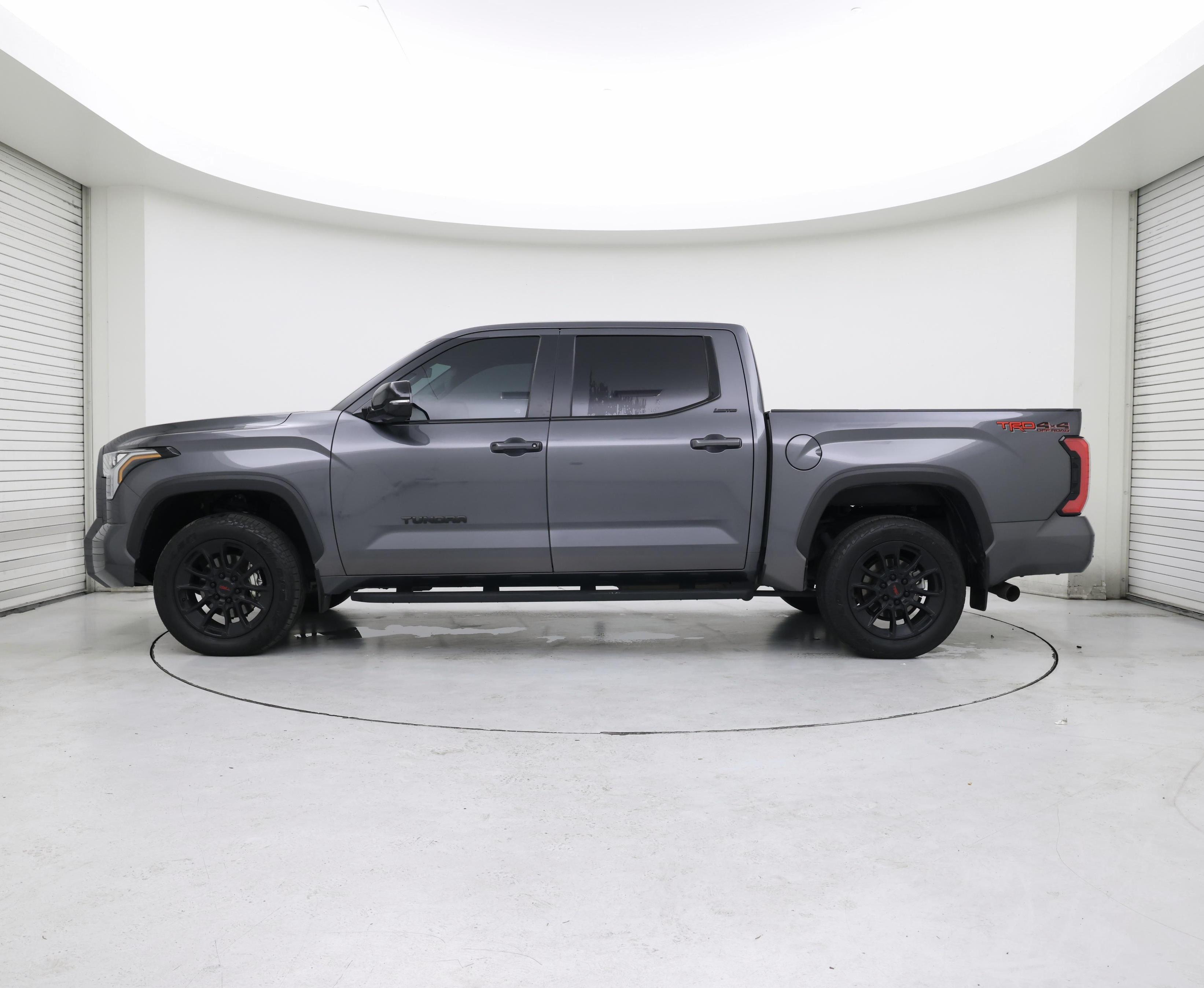 Thumbnail: 2024 Toyota Tundra - 3