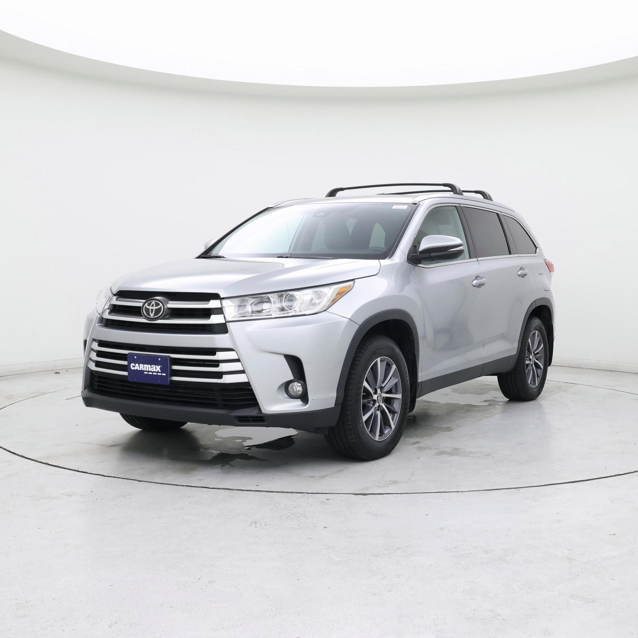Thumbnail: 2019 Toyota Highlander - 4