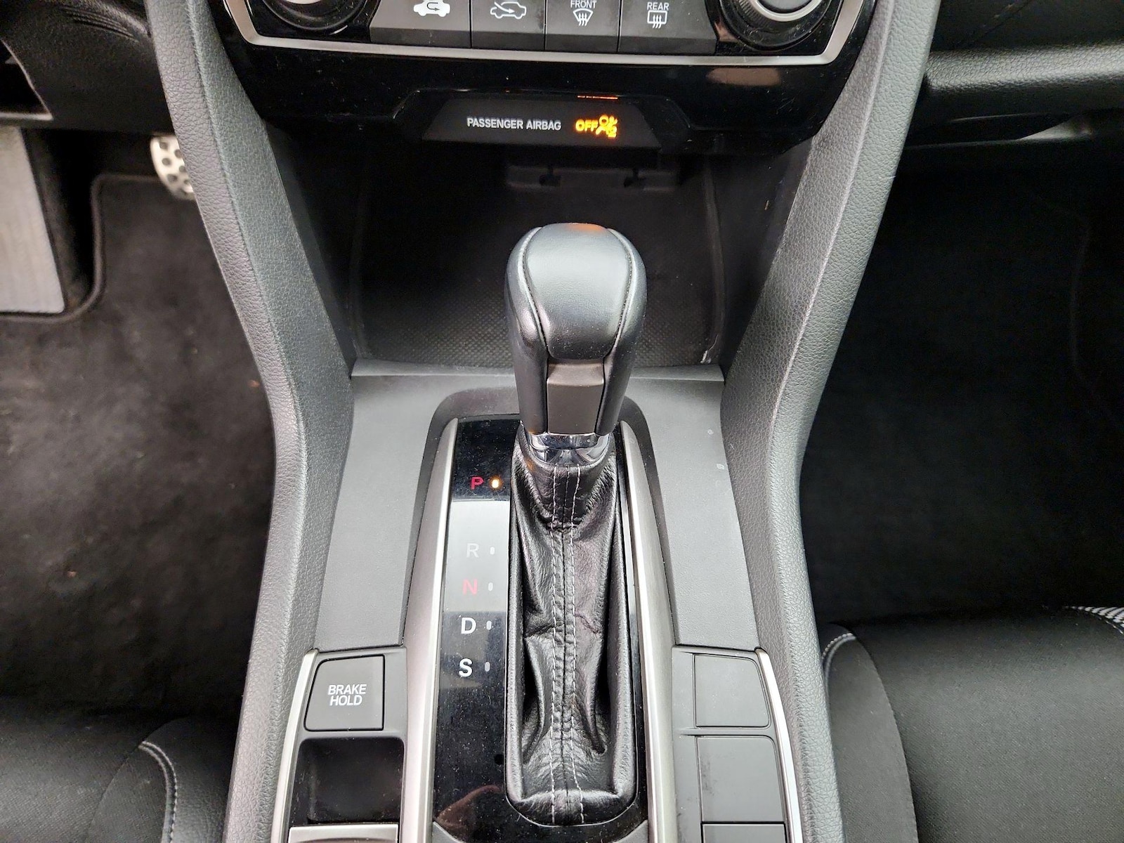 2020 Honda Civic Hatchback Sport - Photo 18