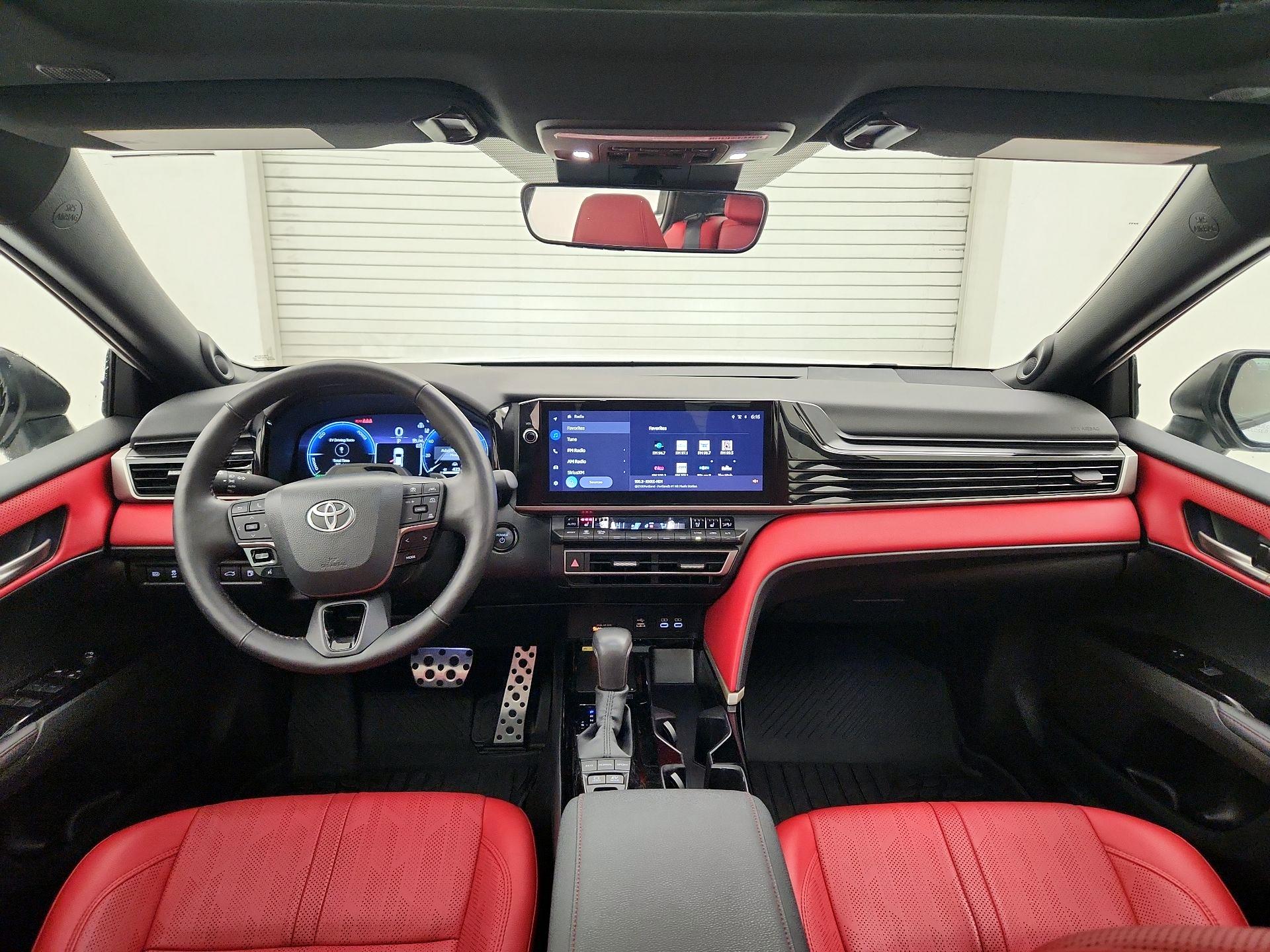 Thumbnail: 2025 Toyota Camry - 9