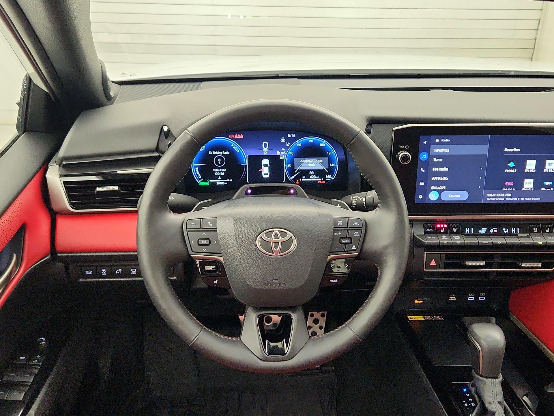 Thumbnail: 2025 Toyota Camry - 10