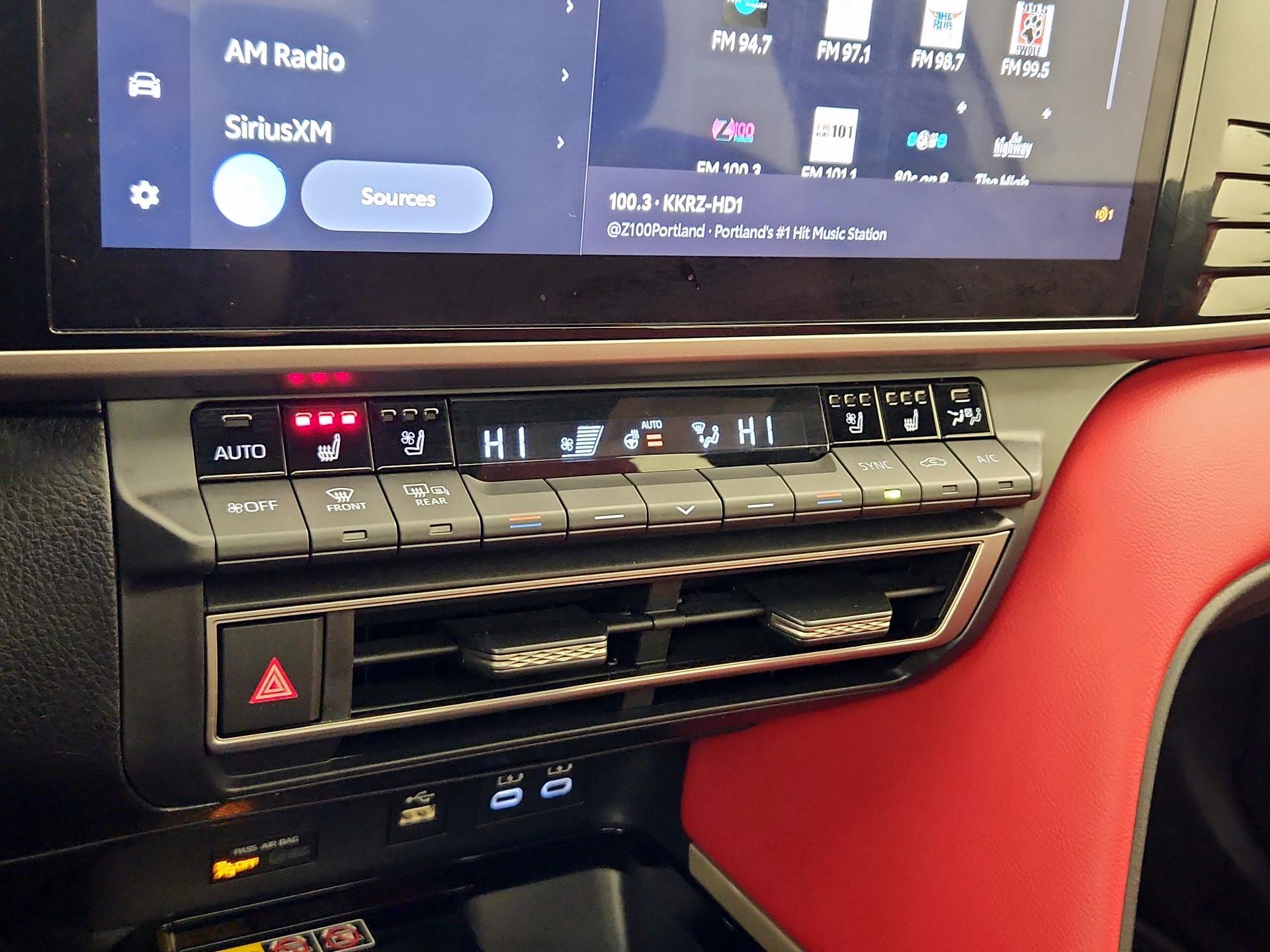 Thumbnail: 2025 Toyota Camry - 16