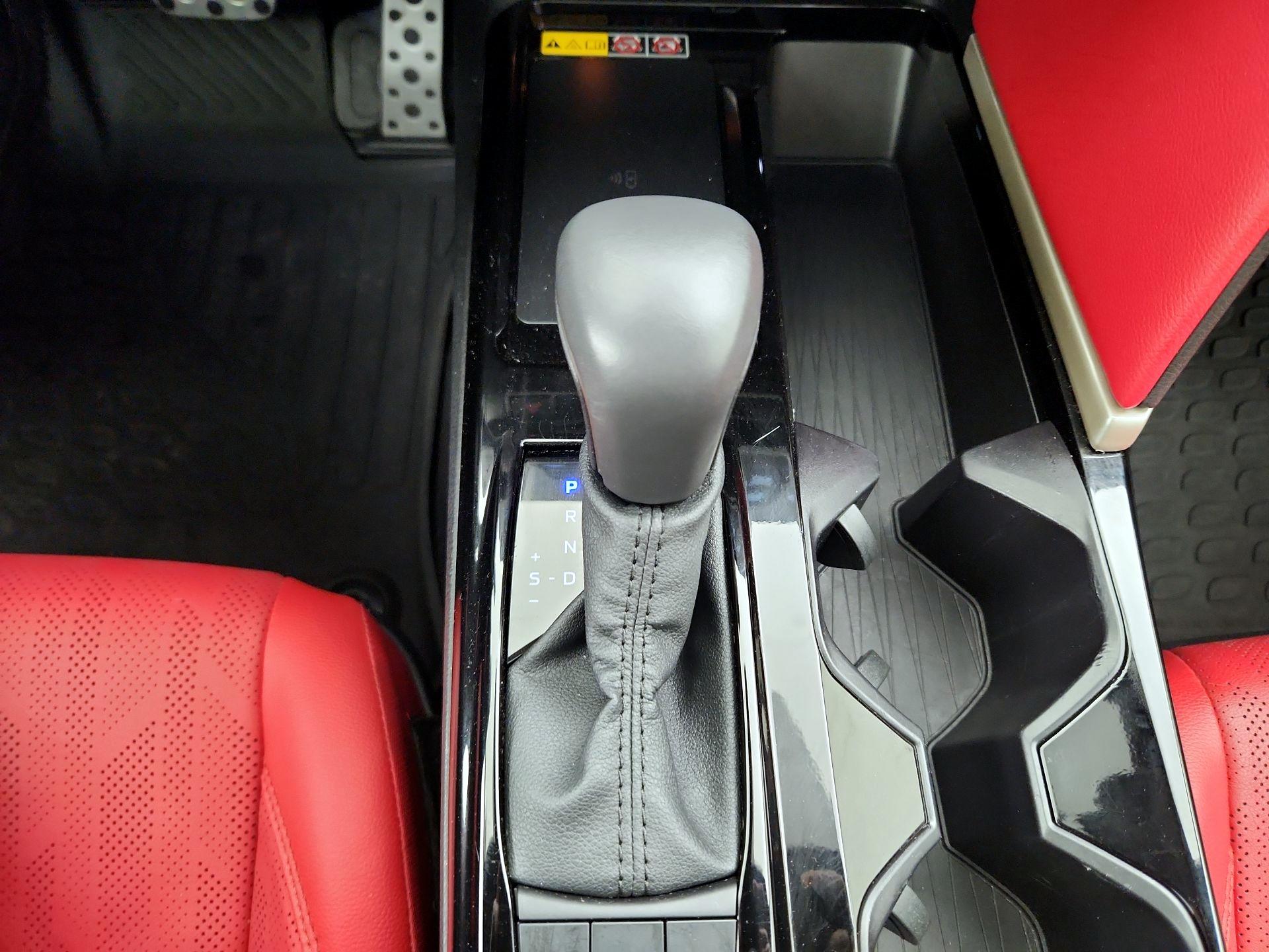 Thumbnail: 2025 Toyota Camry - 17