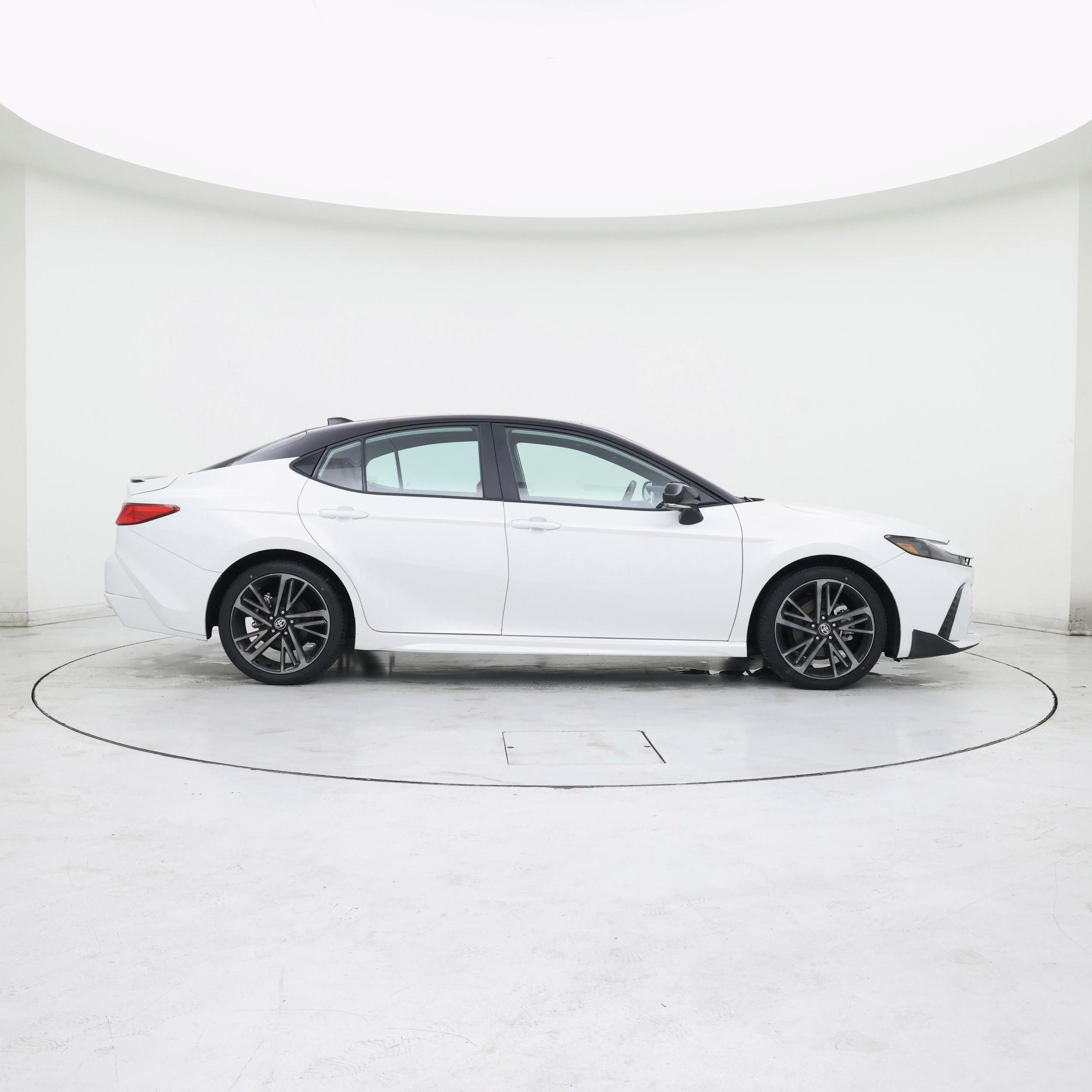 Thumbnail: 2025 Toyota Camry - 7