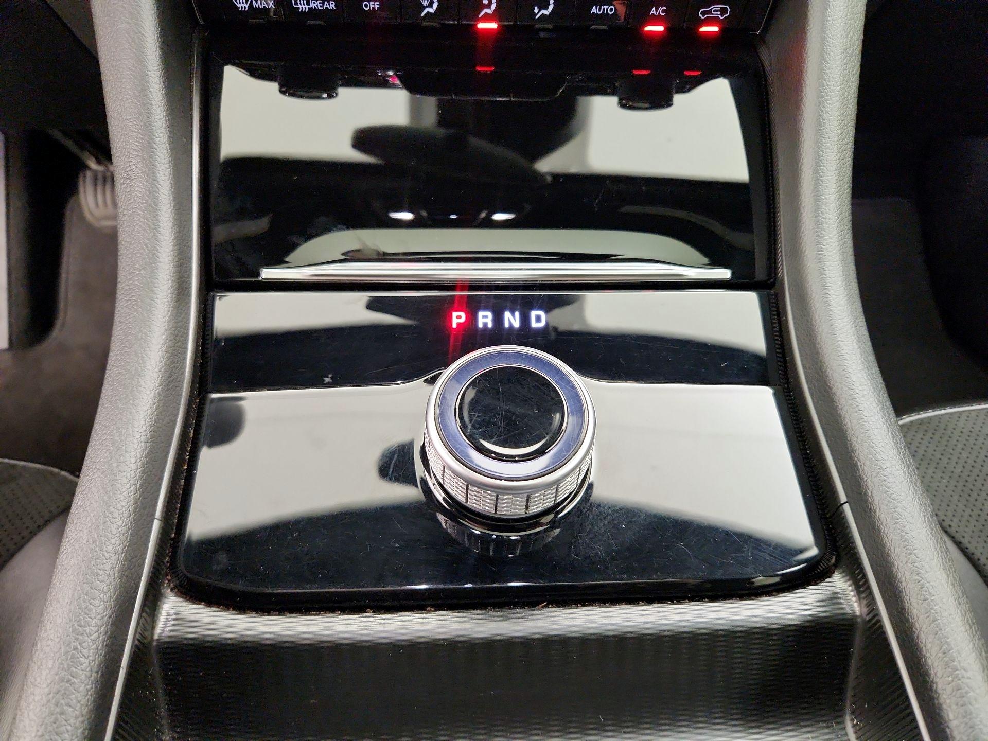 Thumbnail: 2024 Jeep Grand Cherokee - 17