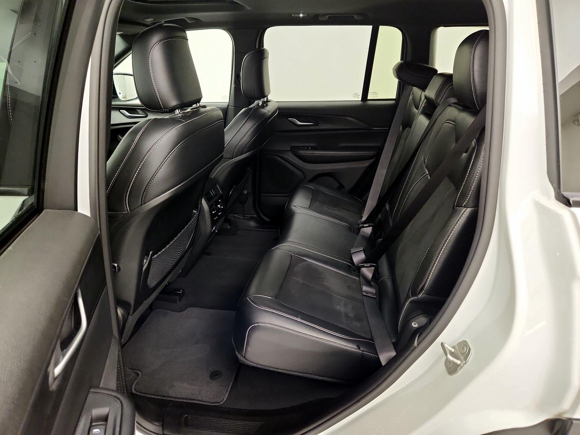 Thumbnail: 2024 Jeep Grand Cherokee - 20