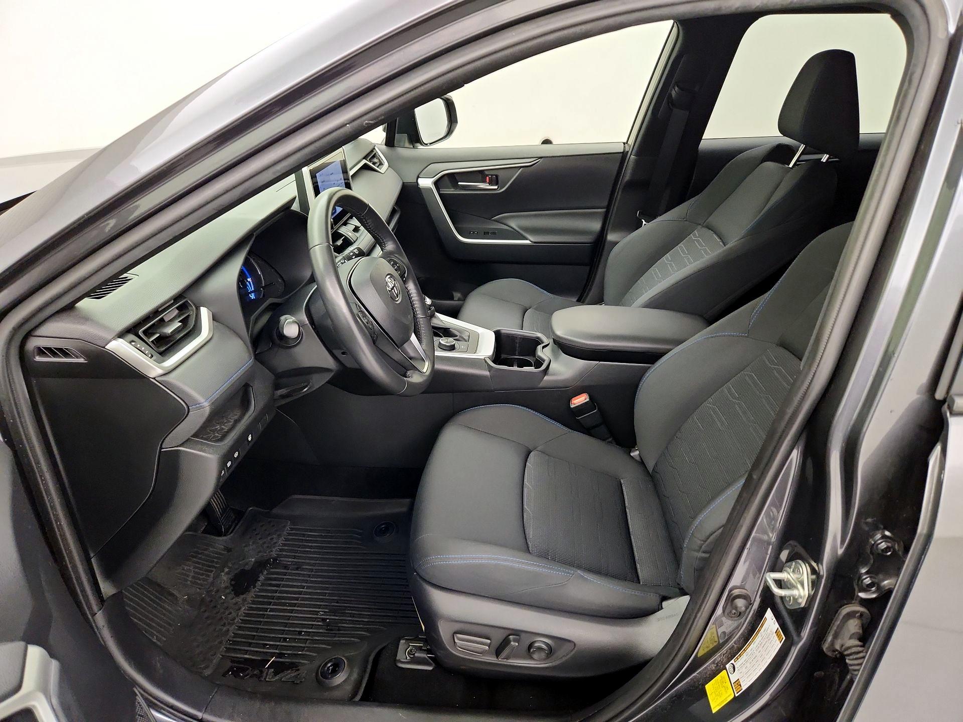 Thumbnail: 2023 Toyota RAV4 - 11