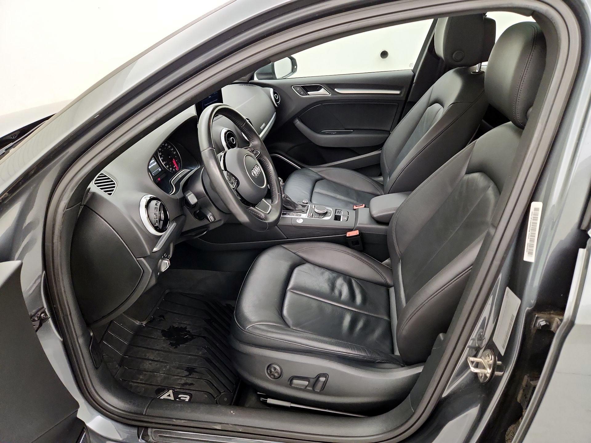 Thumbnail: 2016 Audi A3 - 11