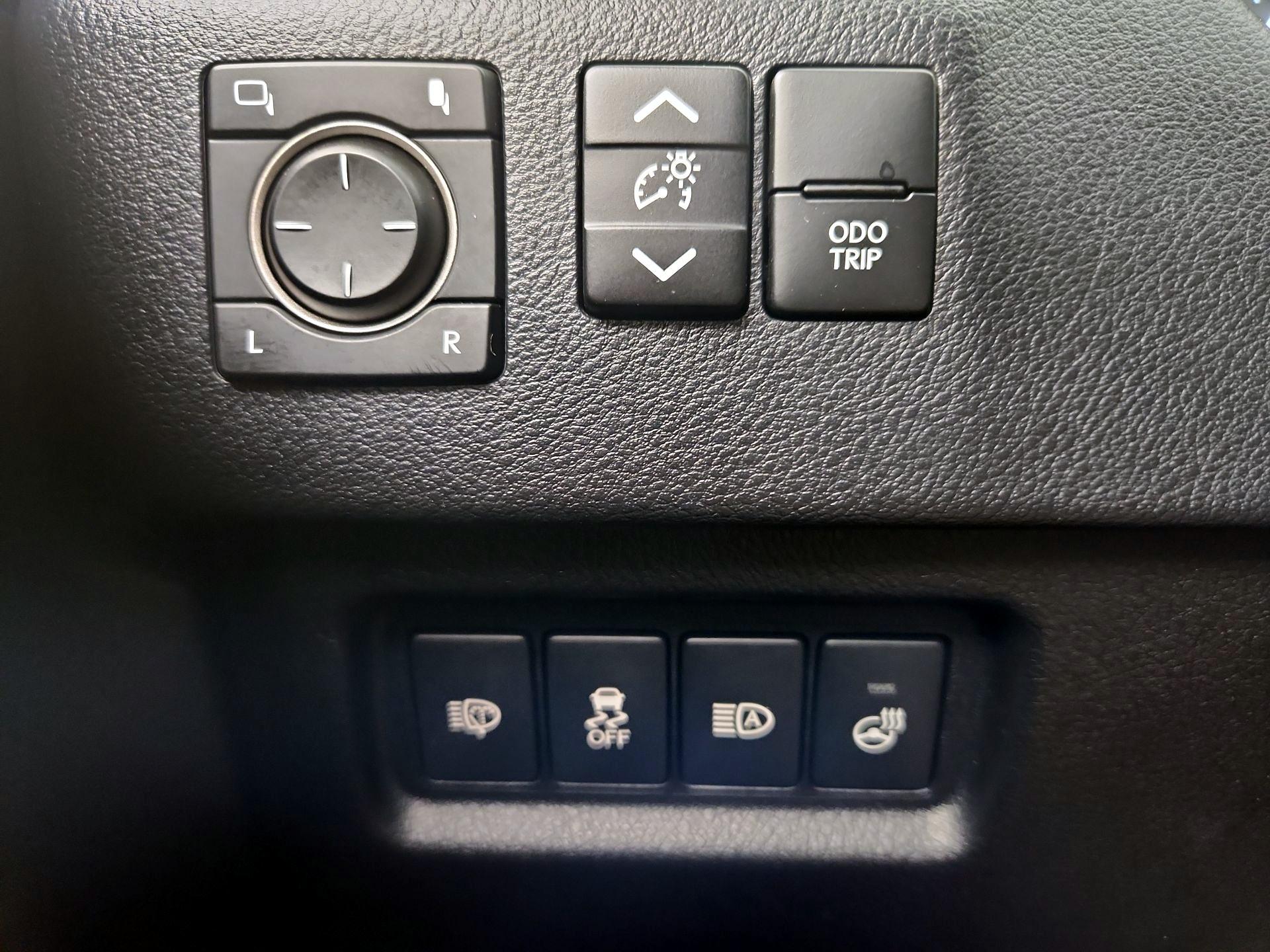 Thumbnail: 2021 Lexus GX - 13