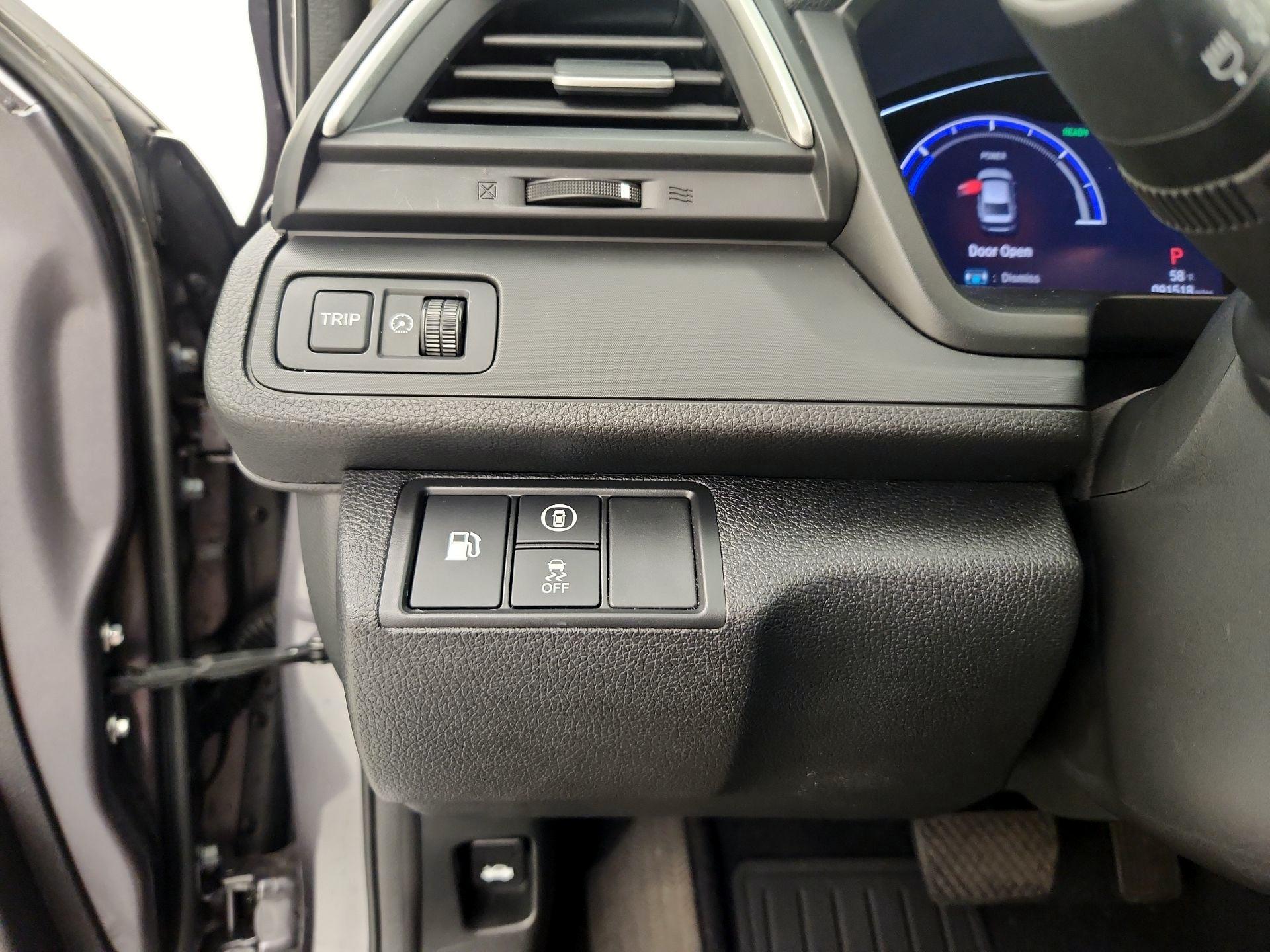 Thumbnail: 2019 Honda Insight - 13