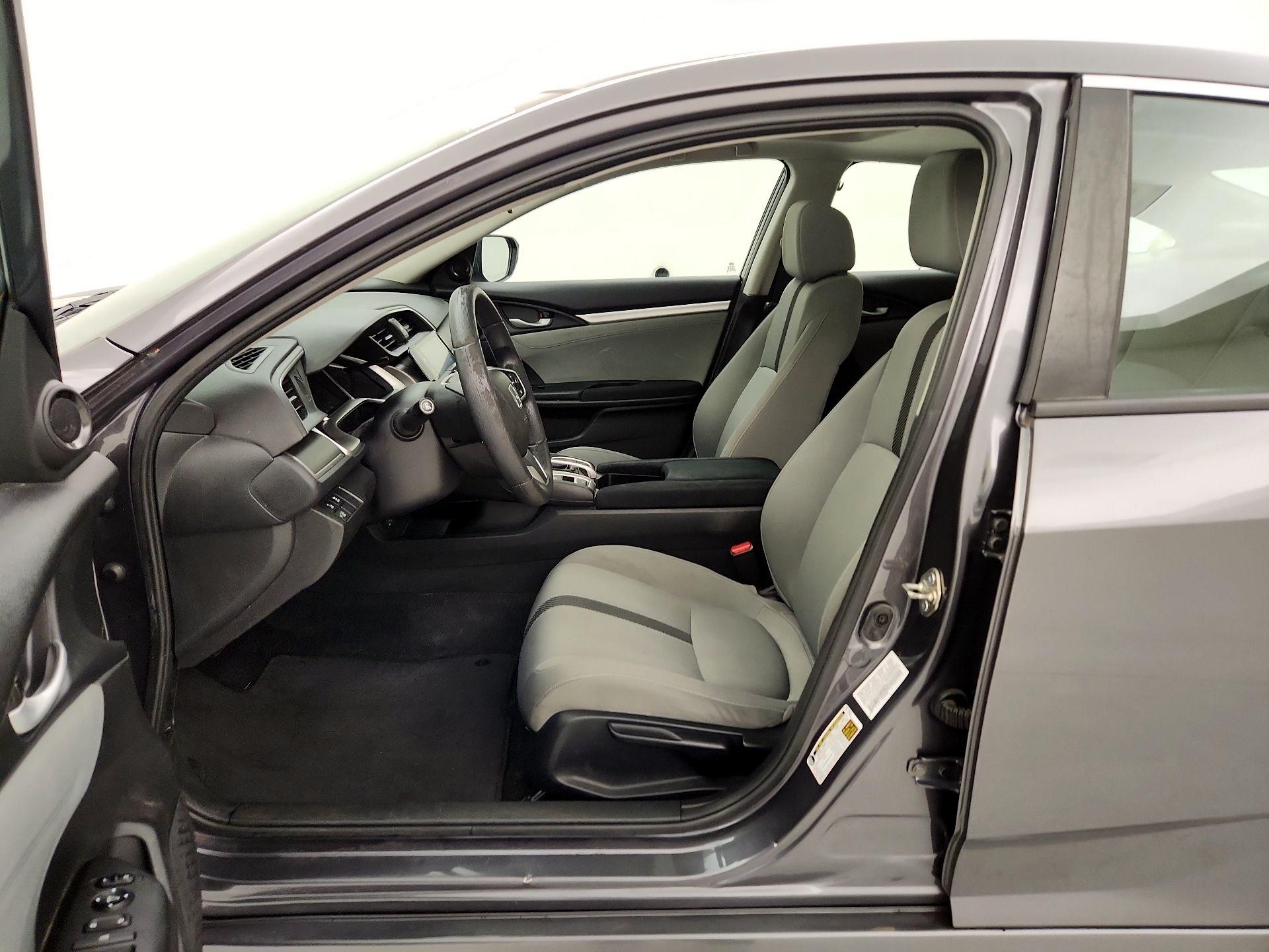 Thumbnail: 2016 Honda Civic - 11