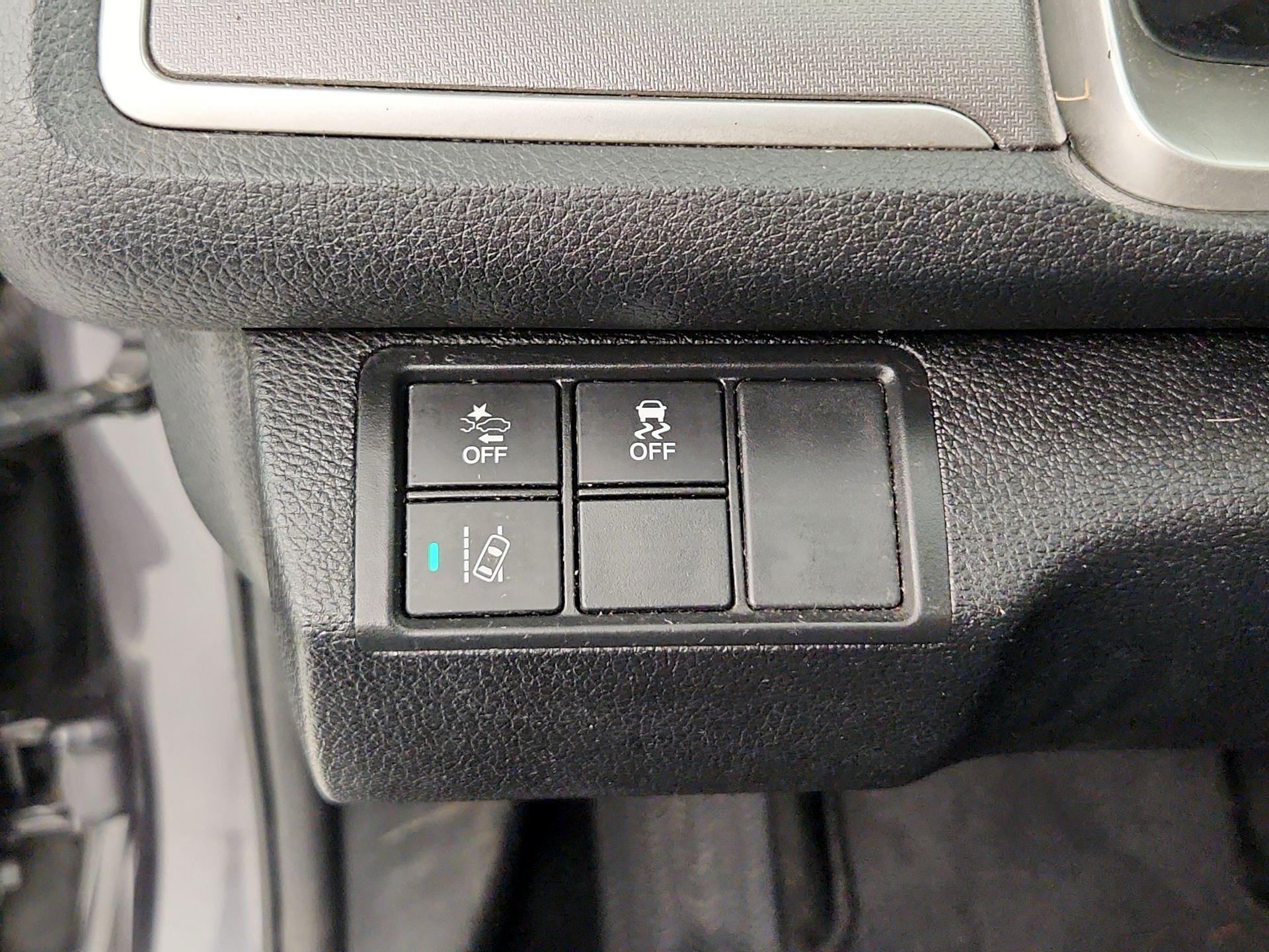 Thumbnail: 2016 Honda Civic - 13