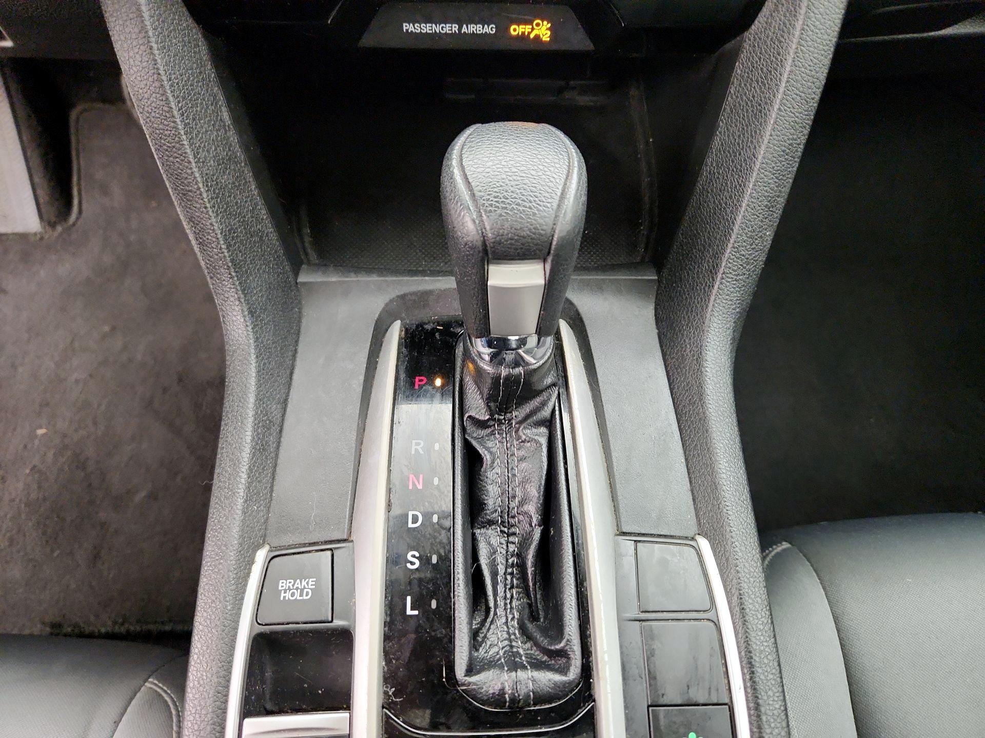 Thumbnail: 2016 Honda Civic - 17
