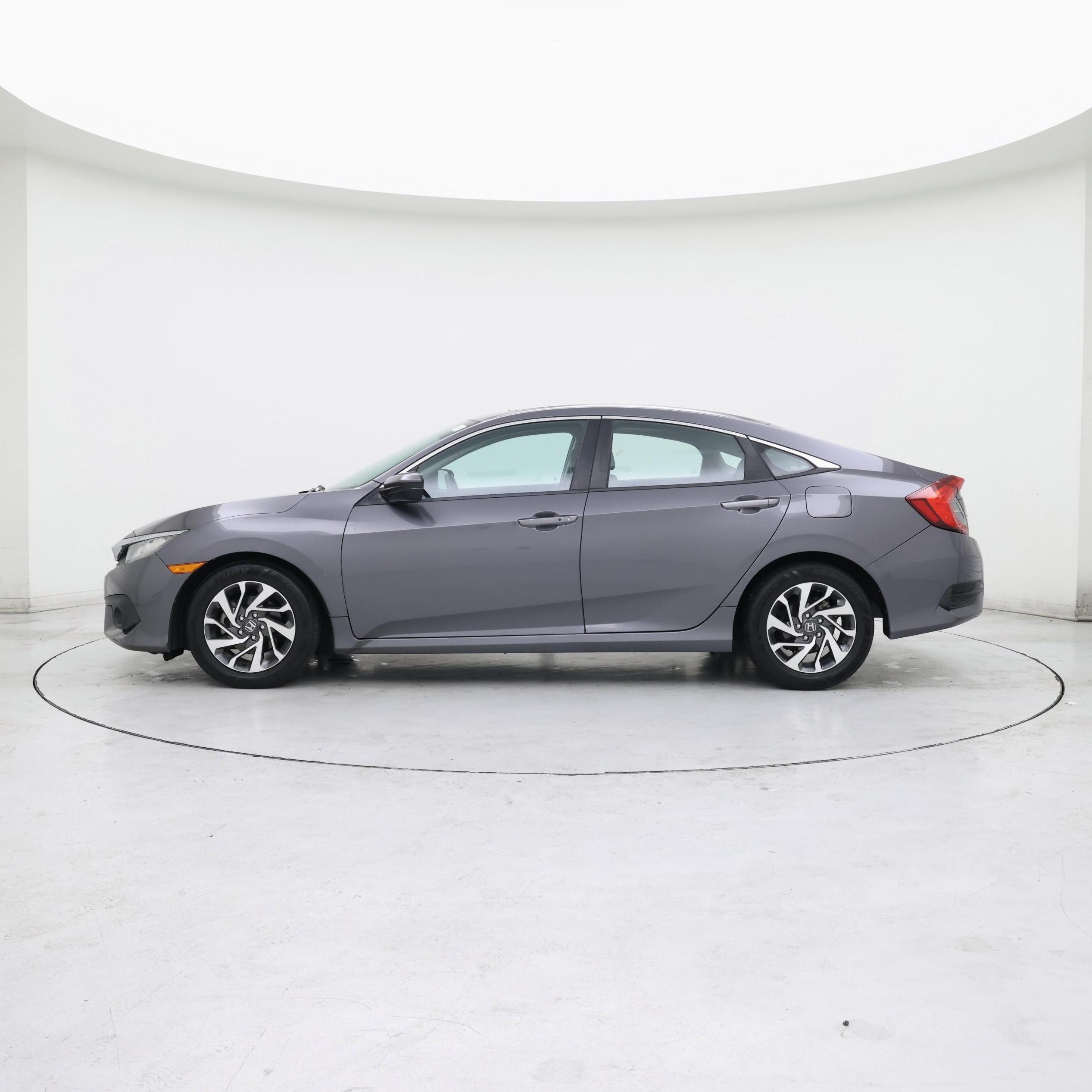 Thumbnail: 2016 Honda Civic - 3