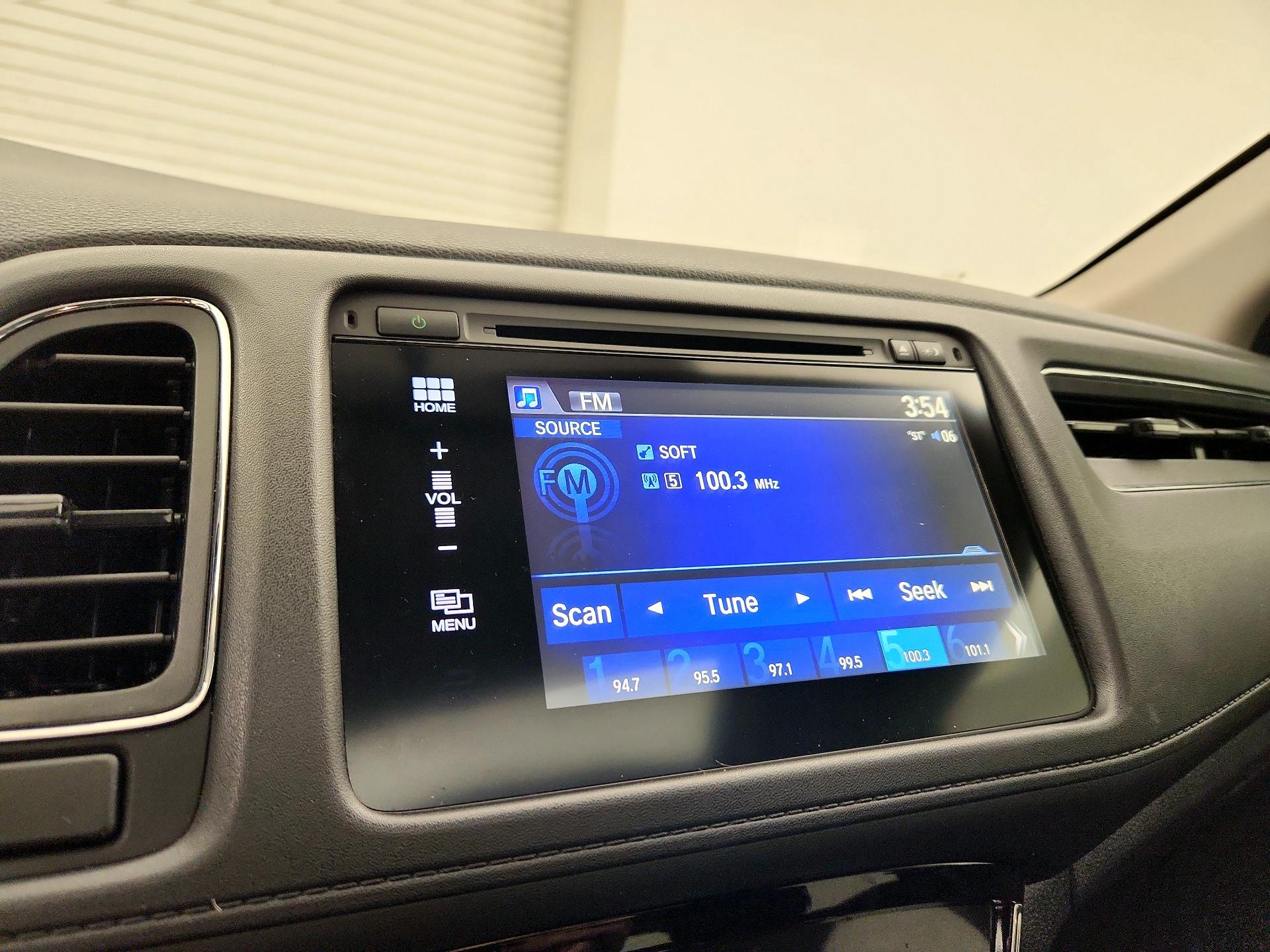 Thumbnail: 2016 Honda HR-V - 15