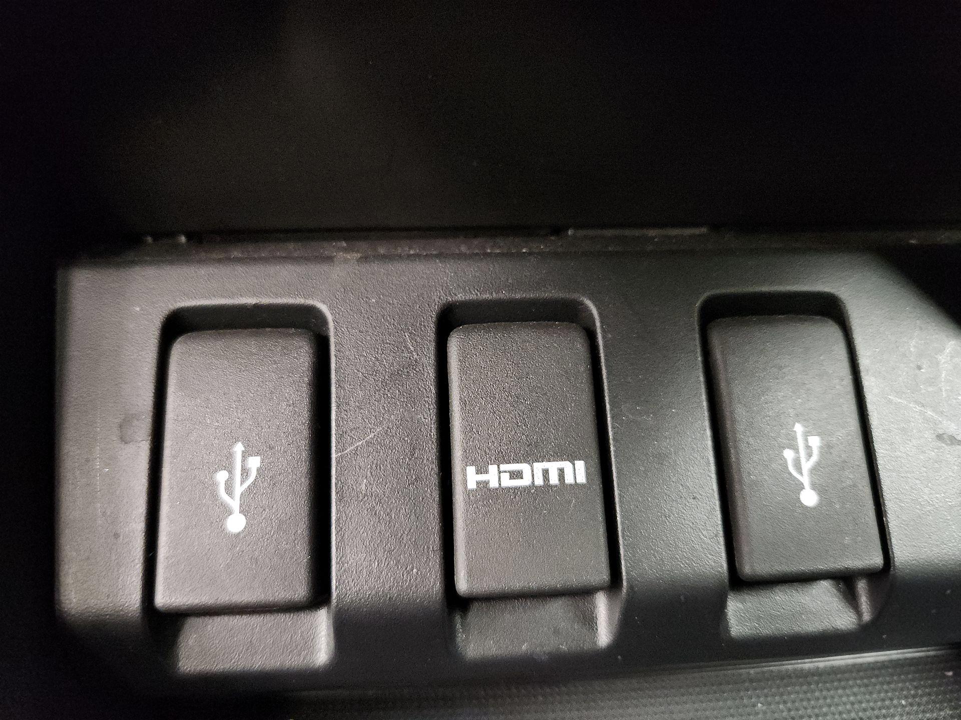 Thumbnail: 2016 Honda HR-V - 18