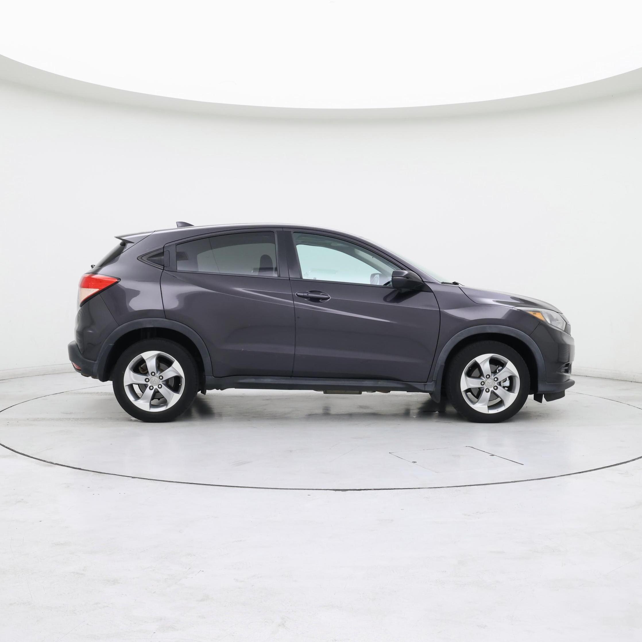 Thumbnail: 2016 Honda HR-V - 7