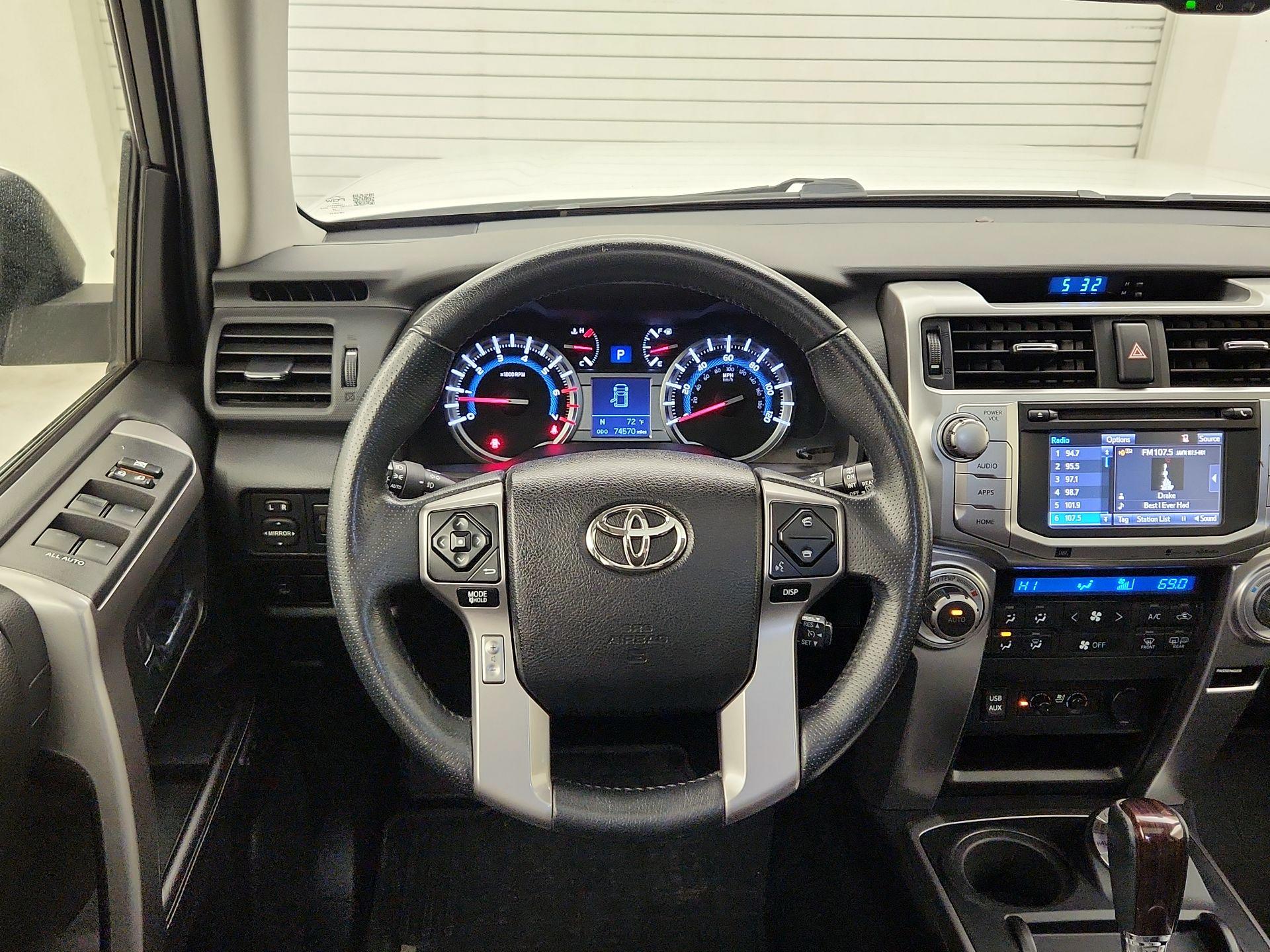 Thumbnail: 2016 Toyota 4Runner - 10