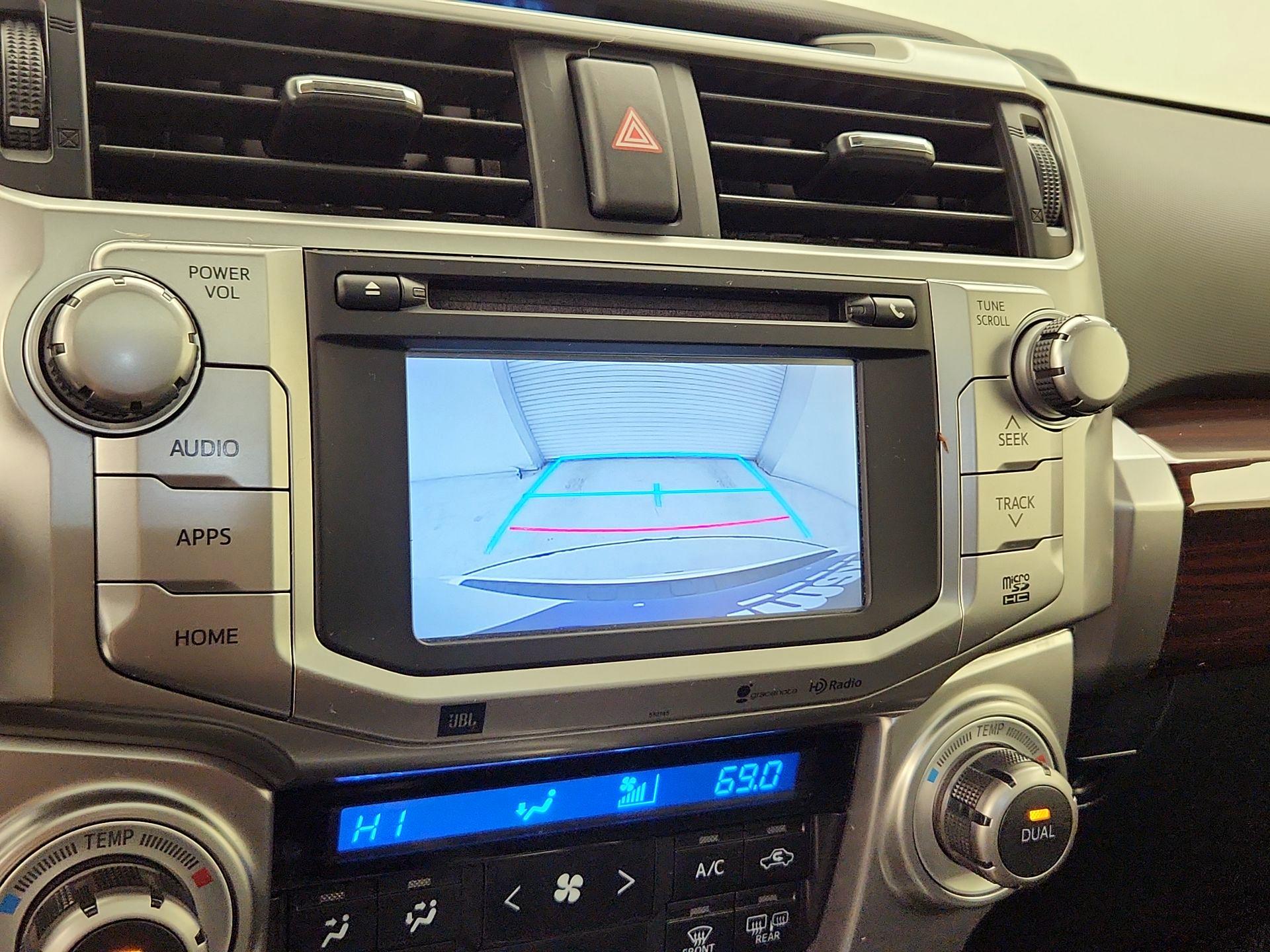 Thumbnail: 2016 Toyota 4Runner - 14