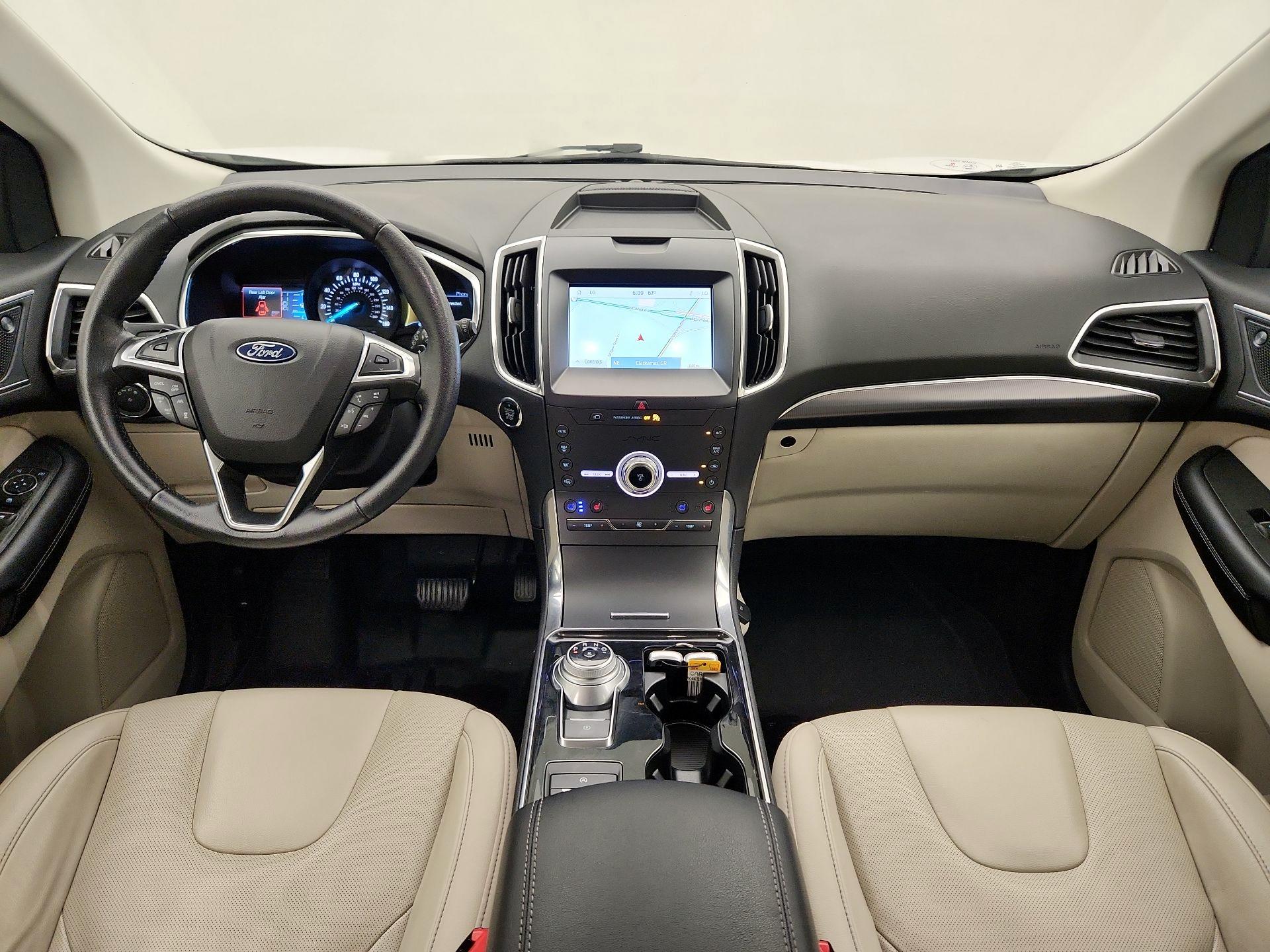 Thumbnail: 2020 Ford Edge - 9