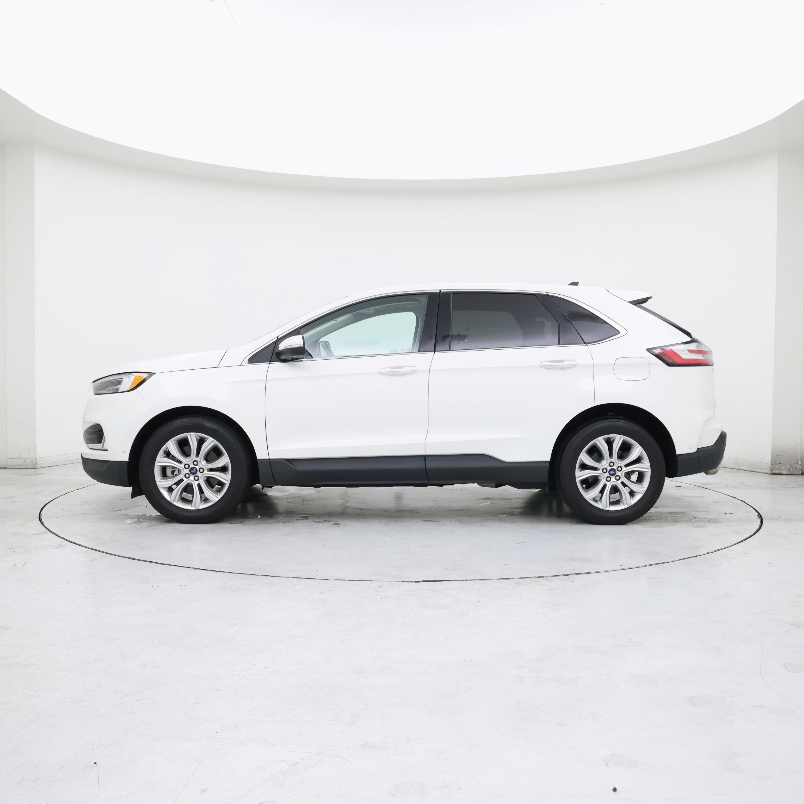Thumbnail: 2020 Ford Edge - 3