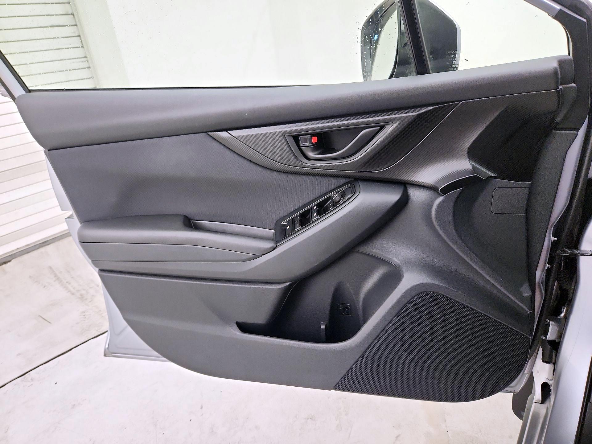 Thumbnail: 2018 Subaru Crosstrek - 12