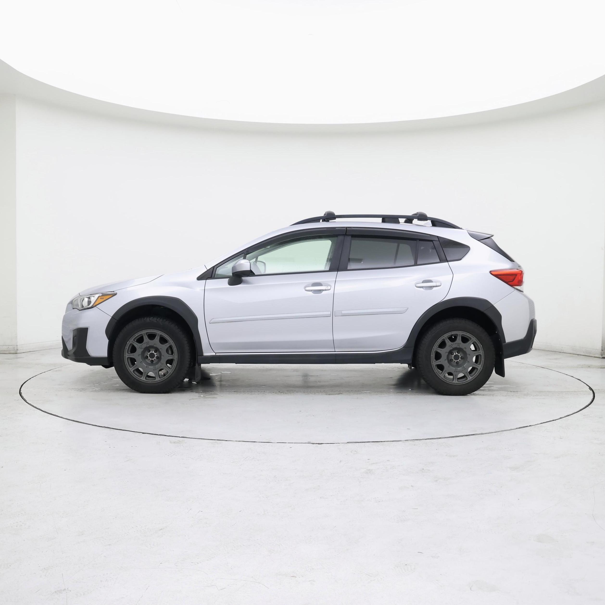 Thumbnail: 2018 Subaru Crosstrek - 3