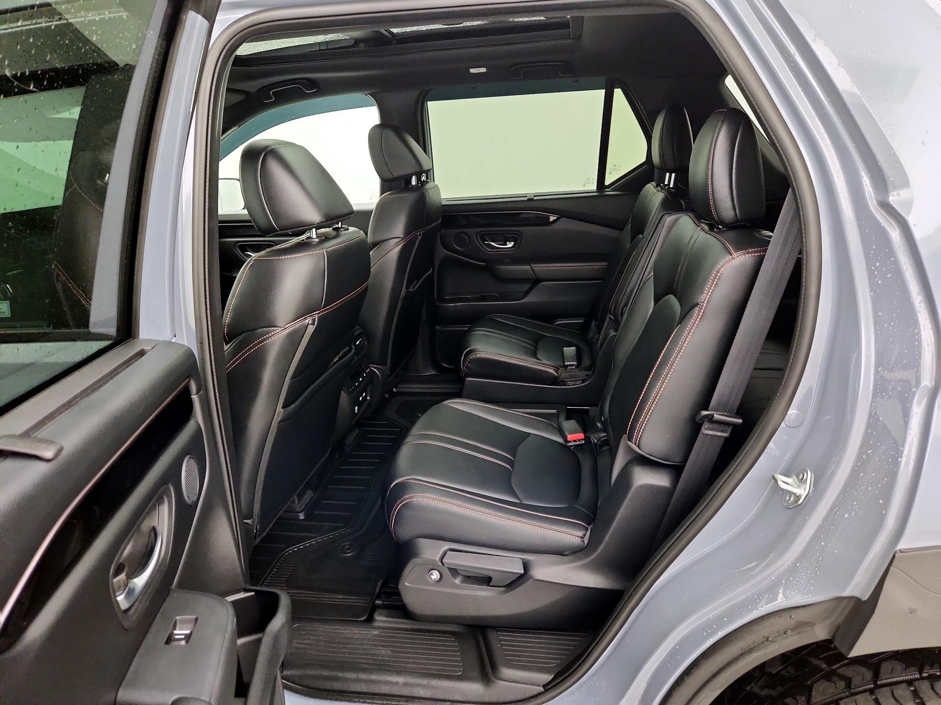 Thumbnail: 2023 Honda Pilot - 20