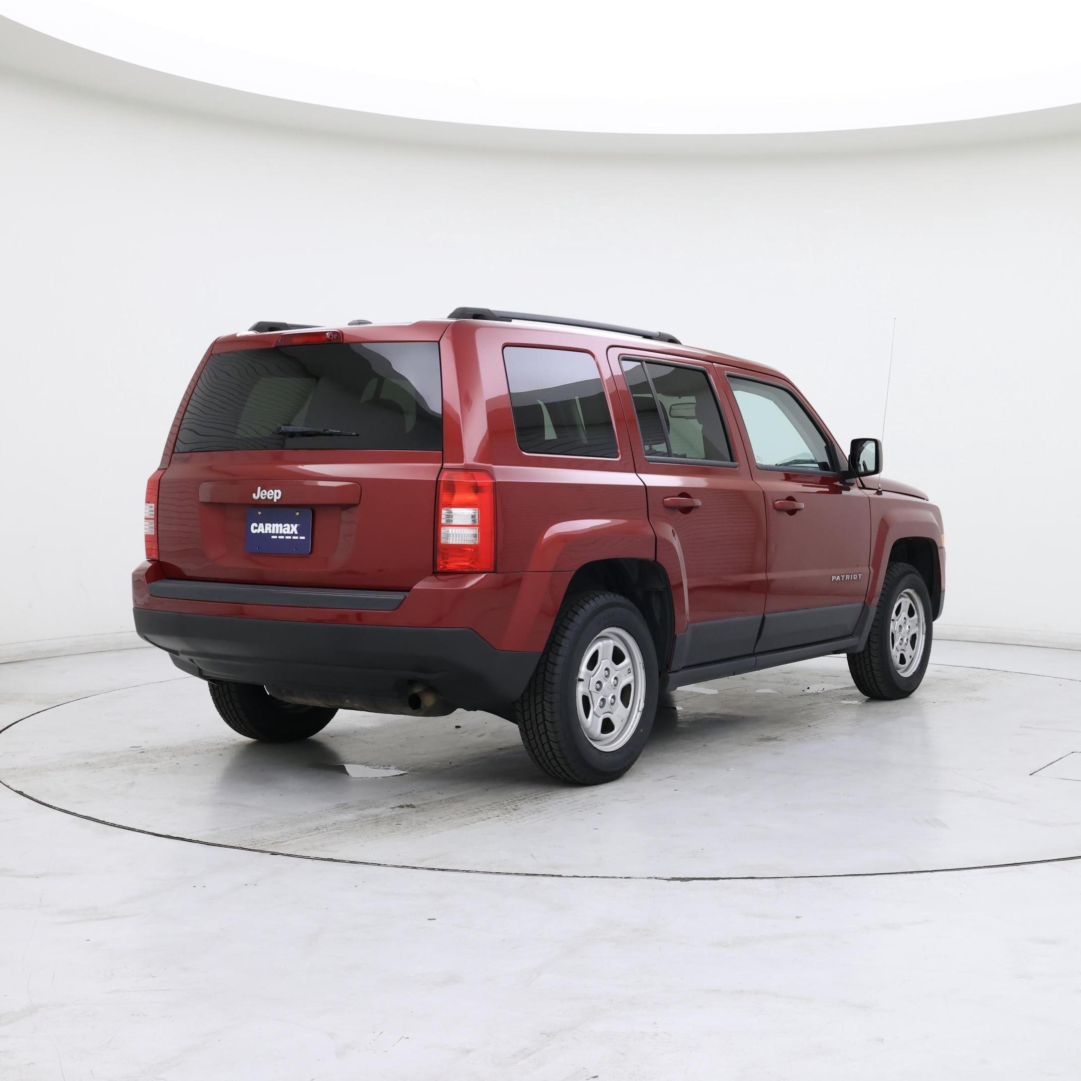 Thumbnail: 2016 Jeep Patriot - 8