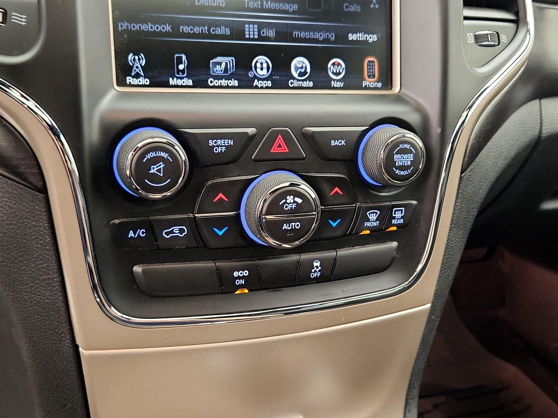 Thumbnail: 2014 Jeep Grand Cherokee - 16