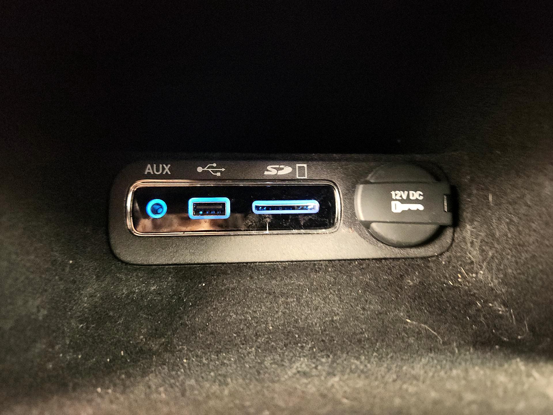 Thumbnail: 2014 Jeep Grand Cherokee - 18