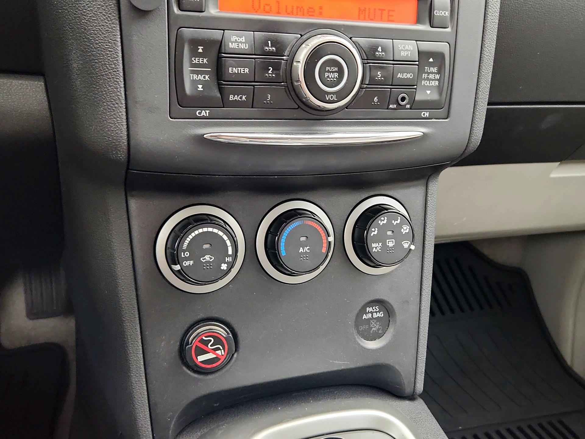 Thumbnail: 2014 Nissan Rogue - 15