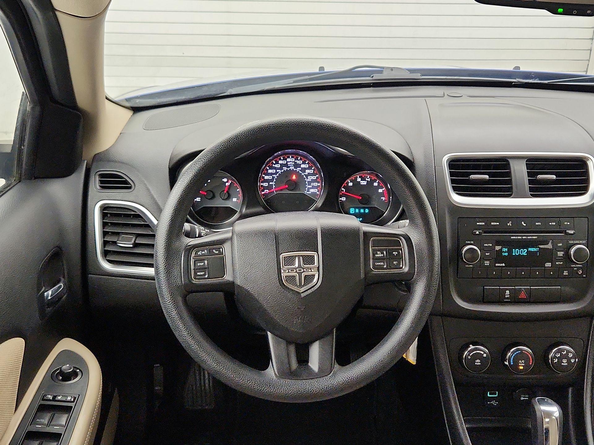 Thumbnail: 2014 Dodge Avenger - 10