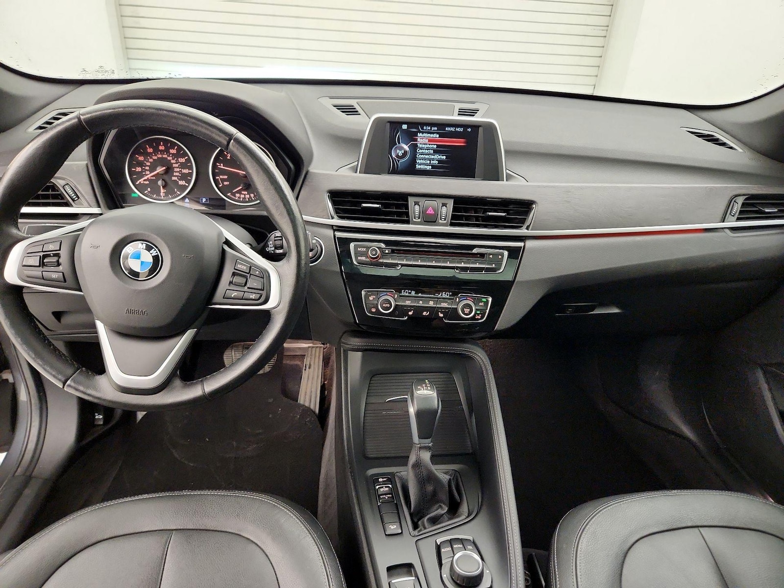 2017 BMW X1 28i - Photo 10