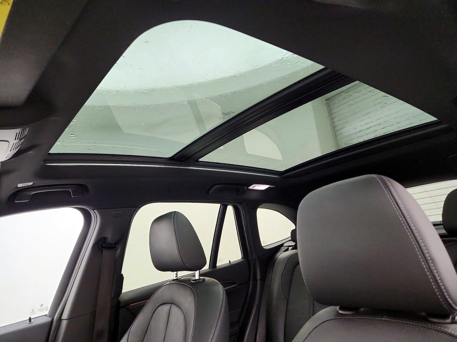 2017 BMW X1 28i - Photo 19